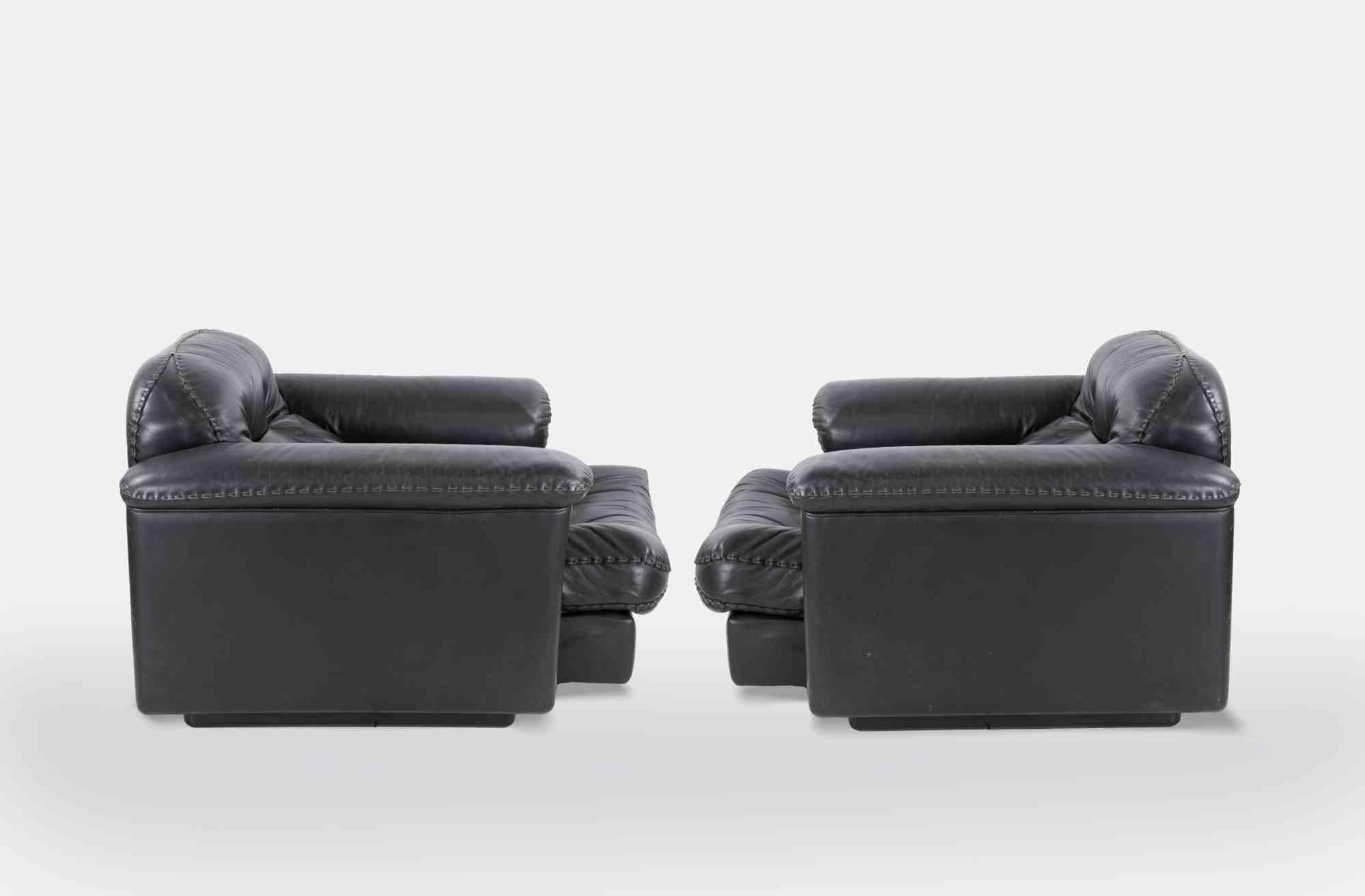Pair of De Sede Black Leather Armchairs DS-110, 1970s In Good Condition For Sale In Roma, IT