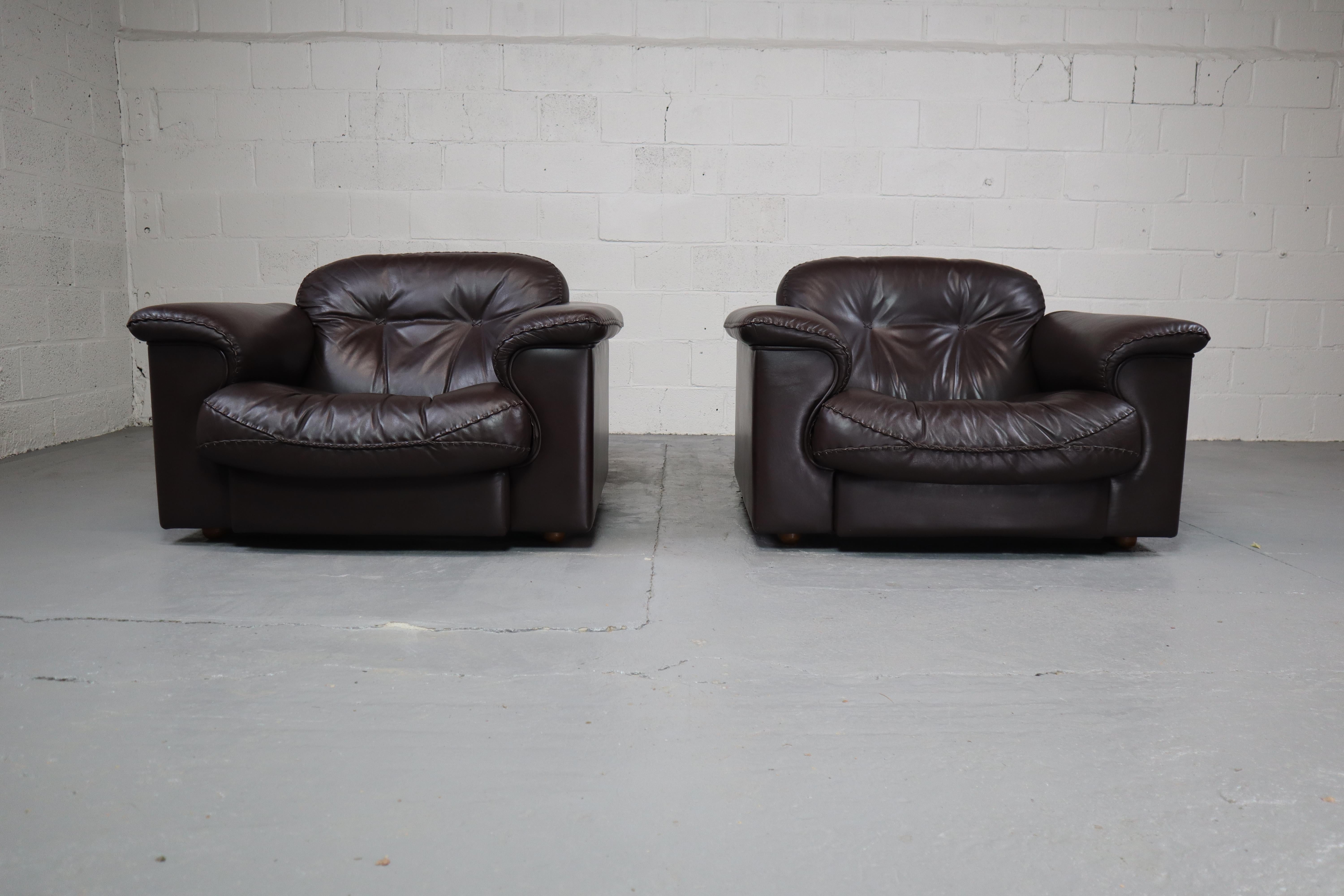 Pair of De Sede DS-101 leather lounge chairs For Sale 8