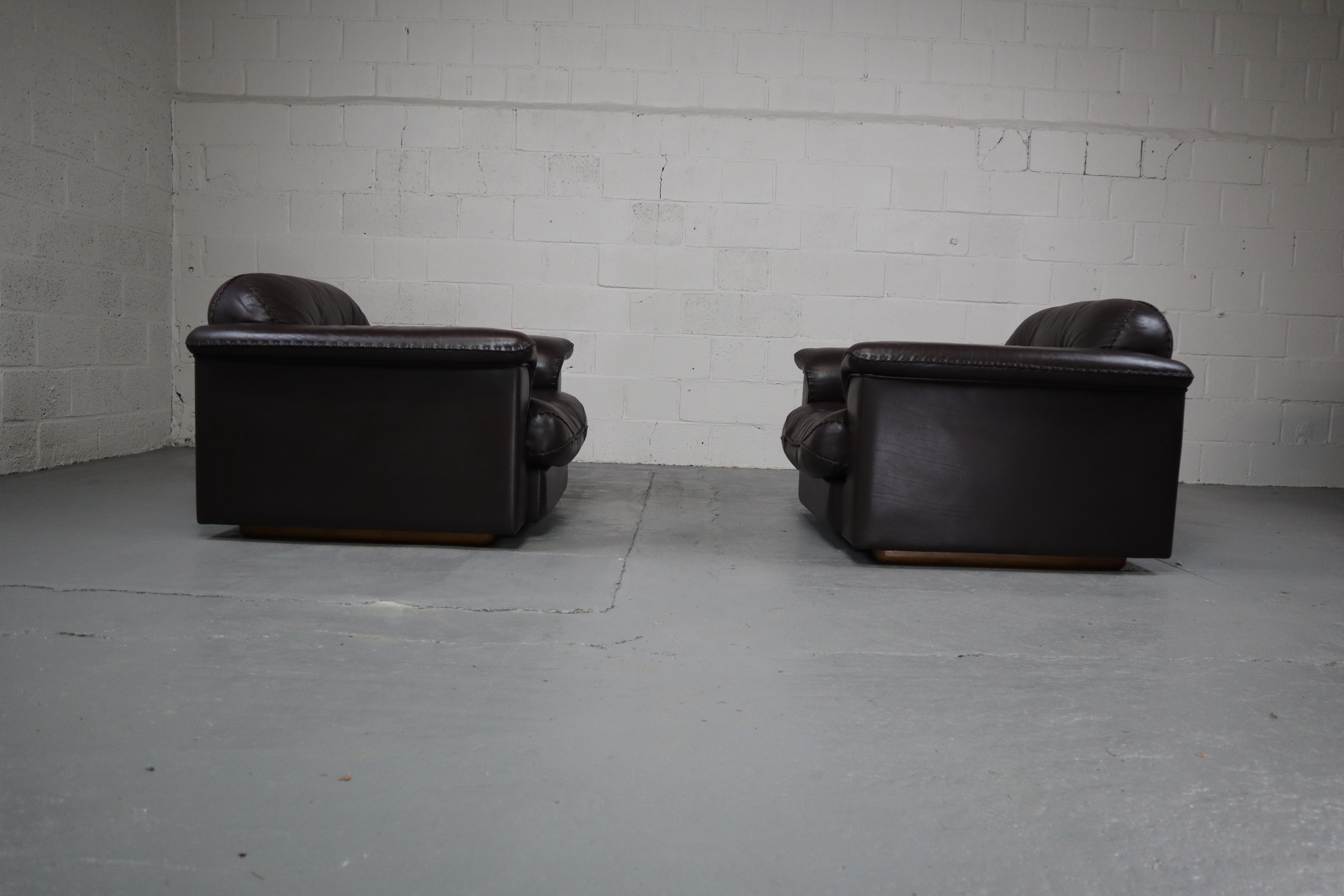Pair of De Sede DS-101 leather lounge chairs For Sale 9