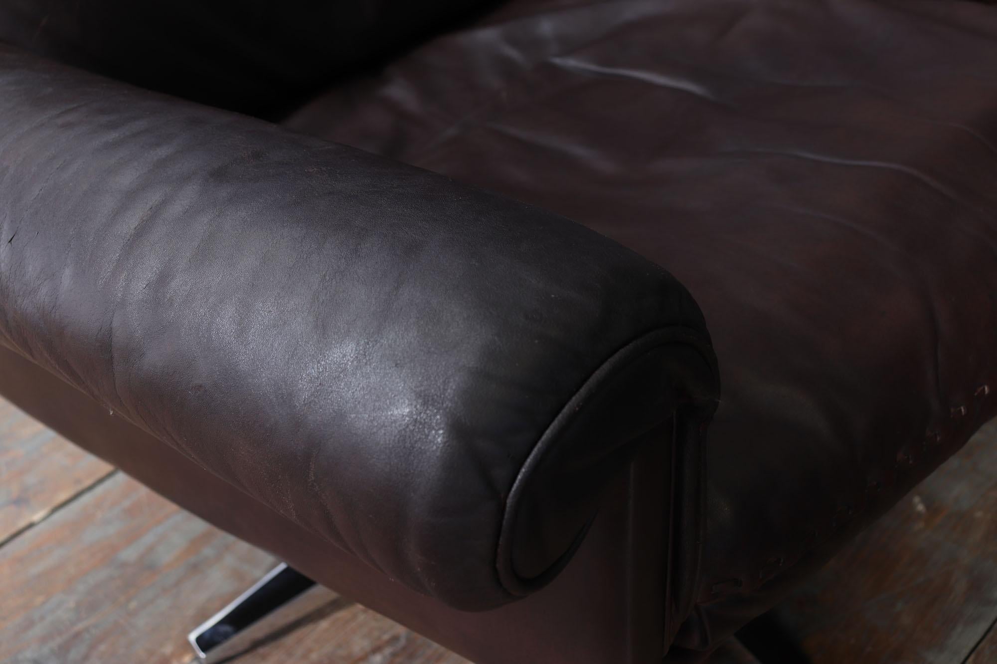 Pair of De Sede DS-31 Swivel Armchairs in Leather, Switzerland, c.1970s im Angebot 5