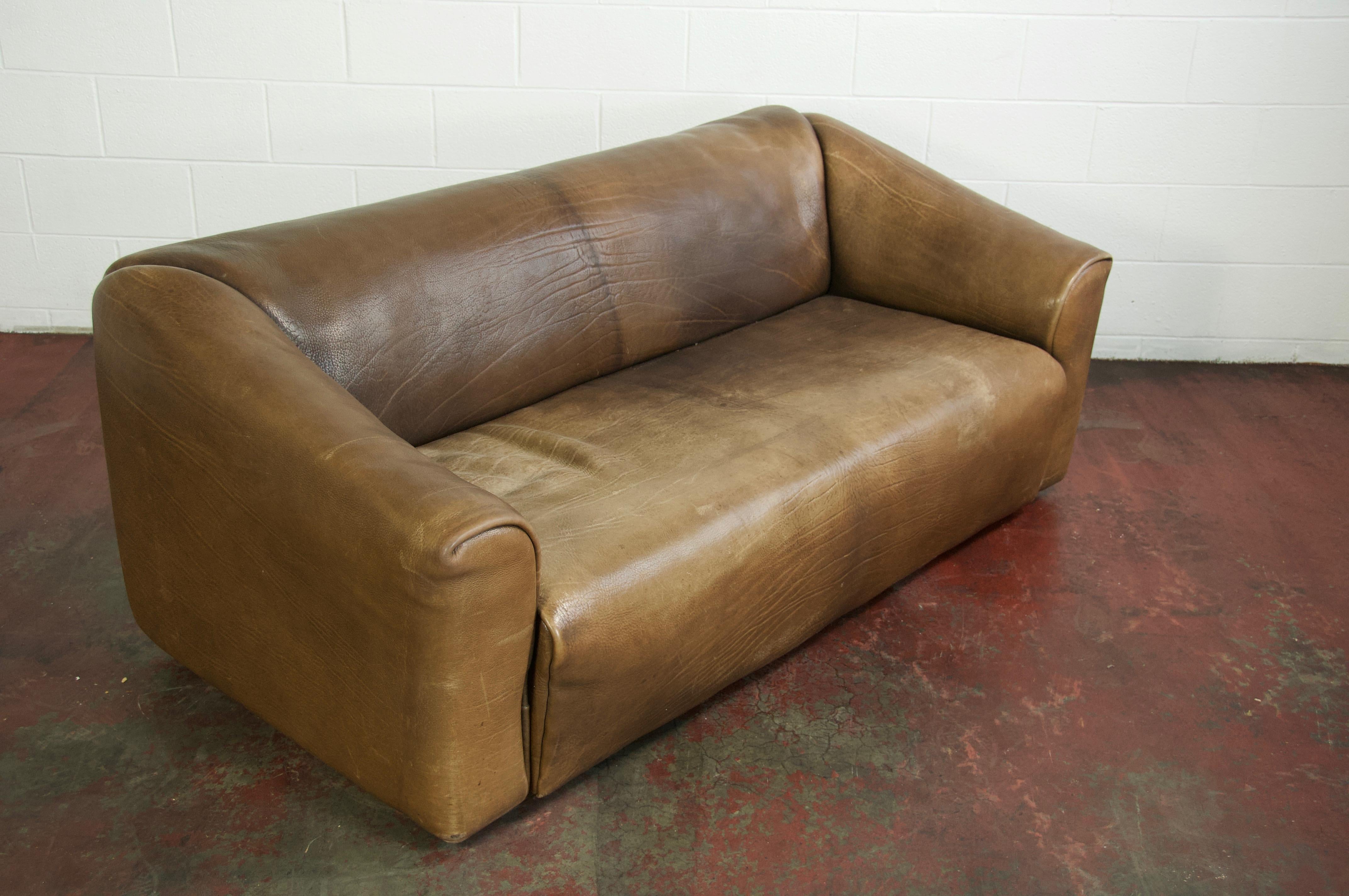 Pair of De Sede DS 47 Leather Sofa For Sale 4