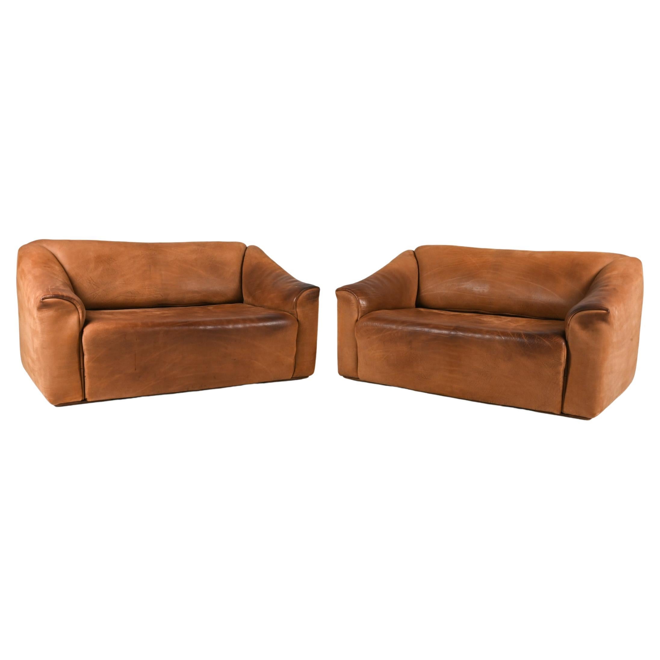Pair of De Sede DS-47 Two-Seat Sofas in Nubuck Leather, c. 1970's