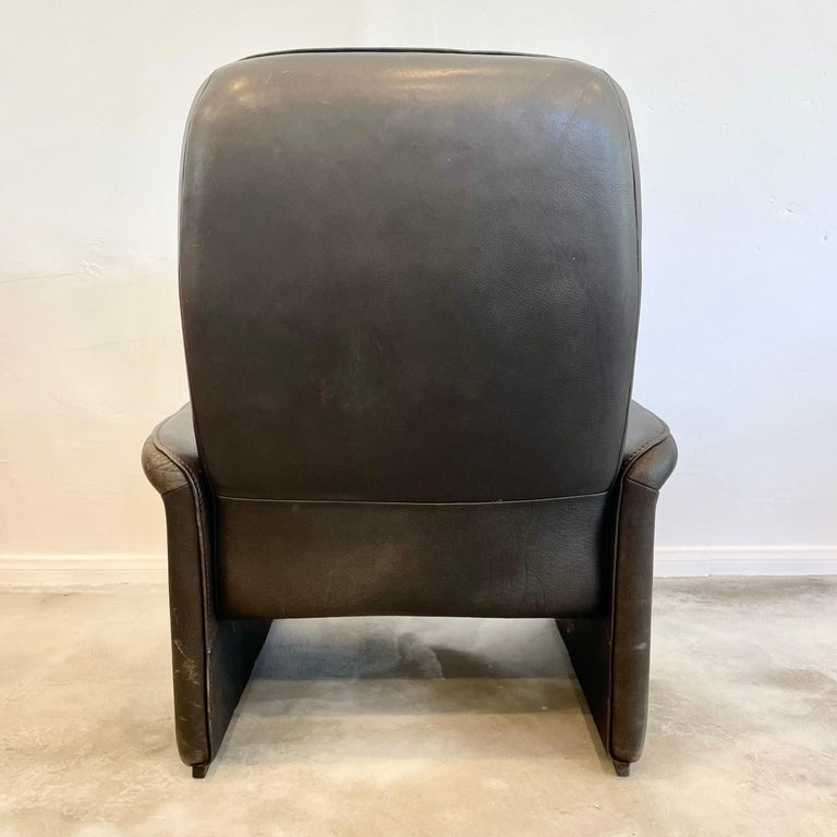 Late 20th Century Pair of De Sede DS-50 Black Leather Recliner Chairs, 1970s Switzerland For Sale