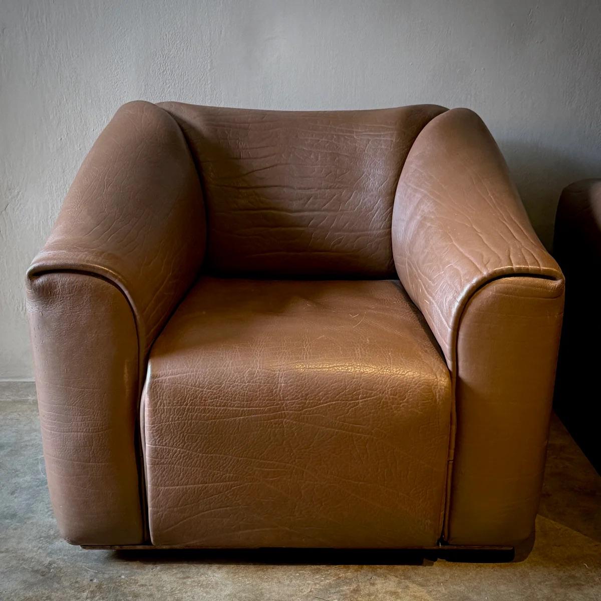 Paar De Sede-Loungesessel mit Ottomane im Angebot 2