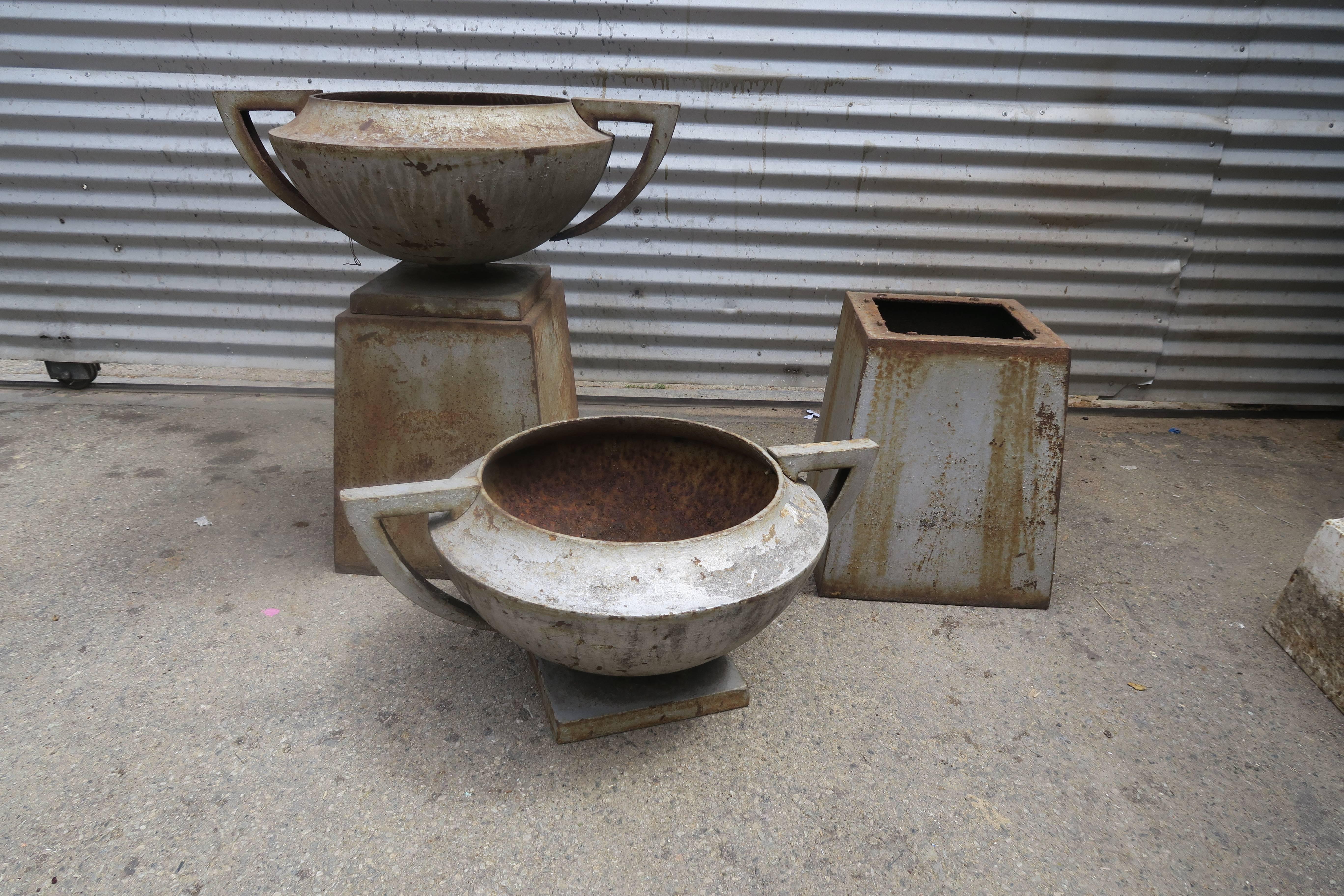 Early 20th Century Pair of Deco Cast Iron American Planters with Bases