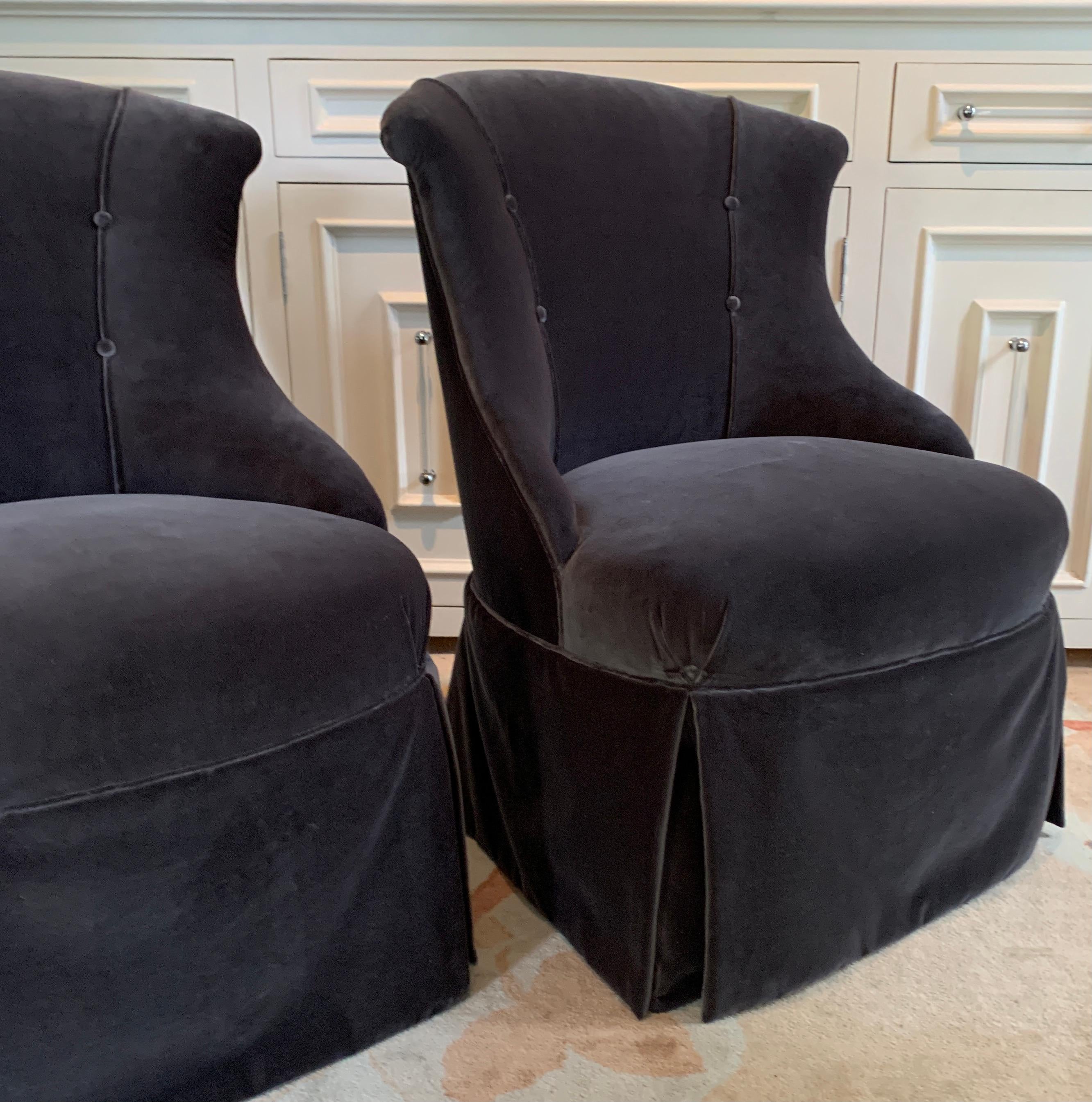 Pair of Deco Slipper Chairs Upholstered in Belgian Velvet 7