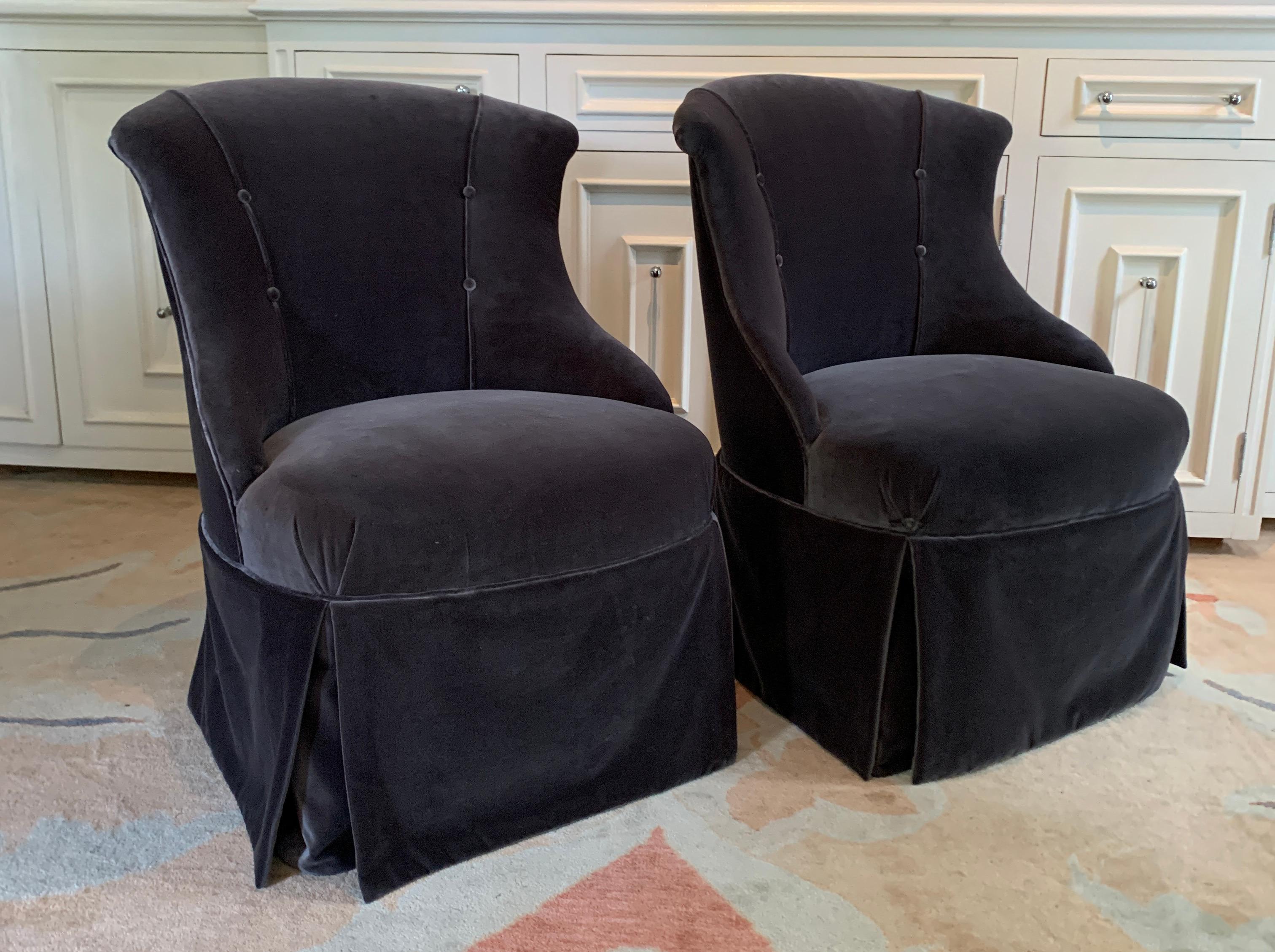Pair of Deco Slipper Chairs Upholstered in Belgian Velvet 8