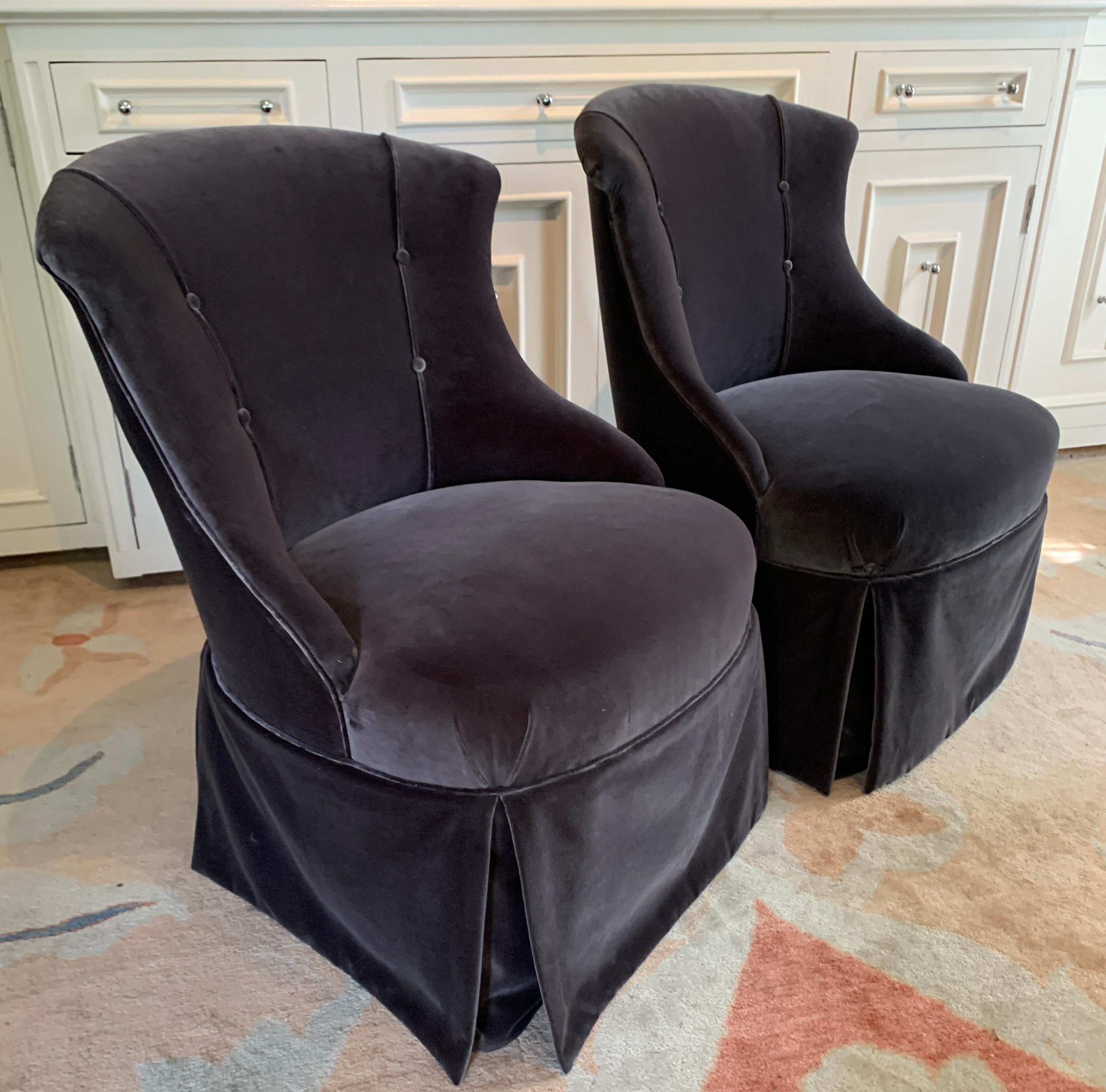 Pair of Deco Slipper Chairs Upholstered in Belgian Velvet 3