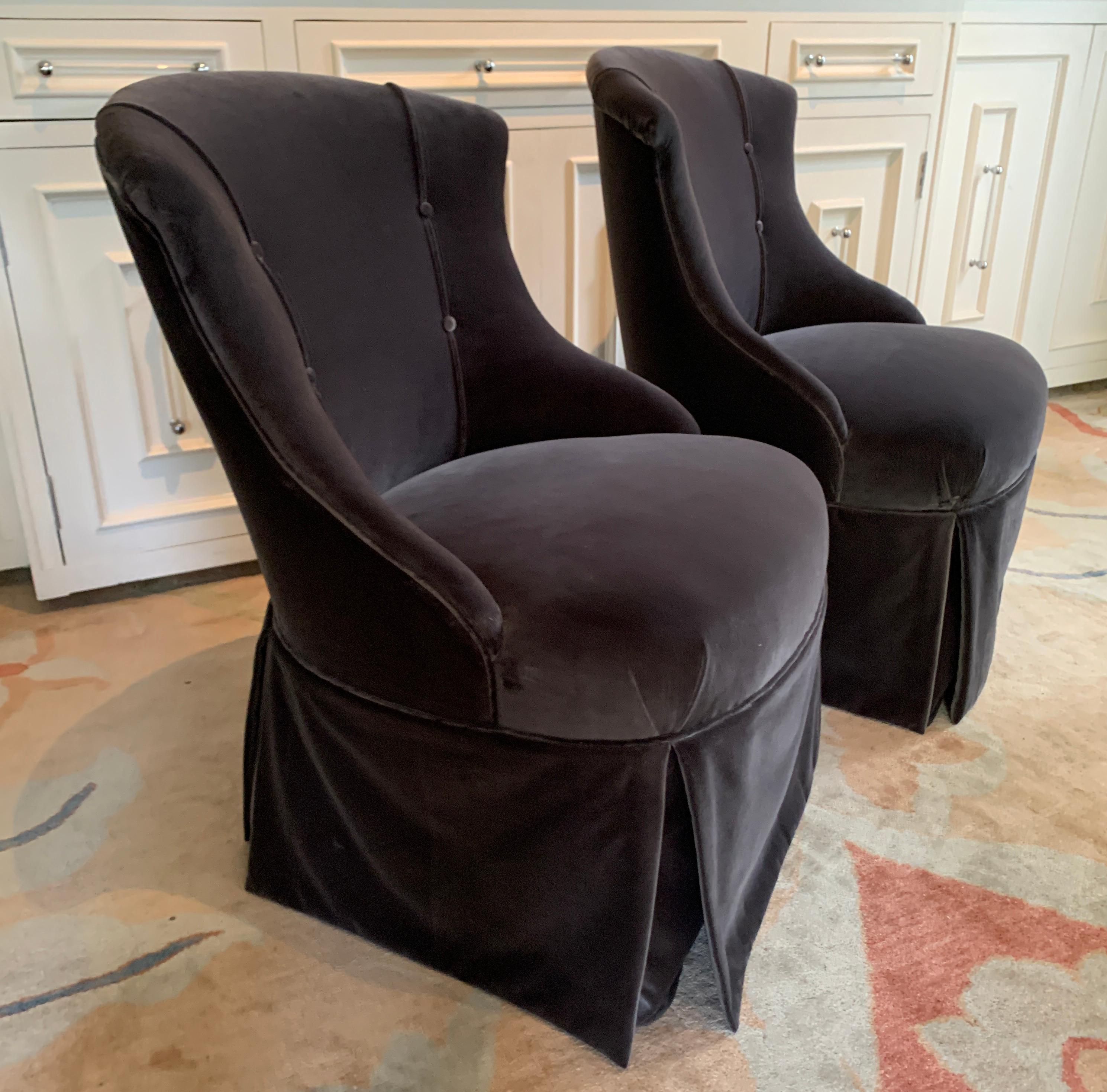 Pair of Deco Slipper Chairs Upholstered in Belgian Velvet 4