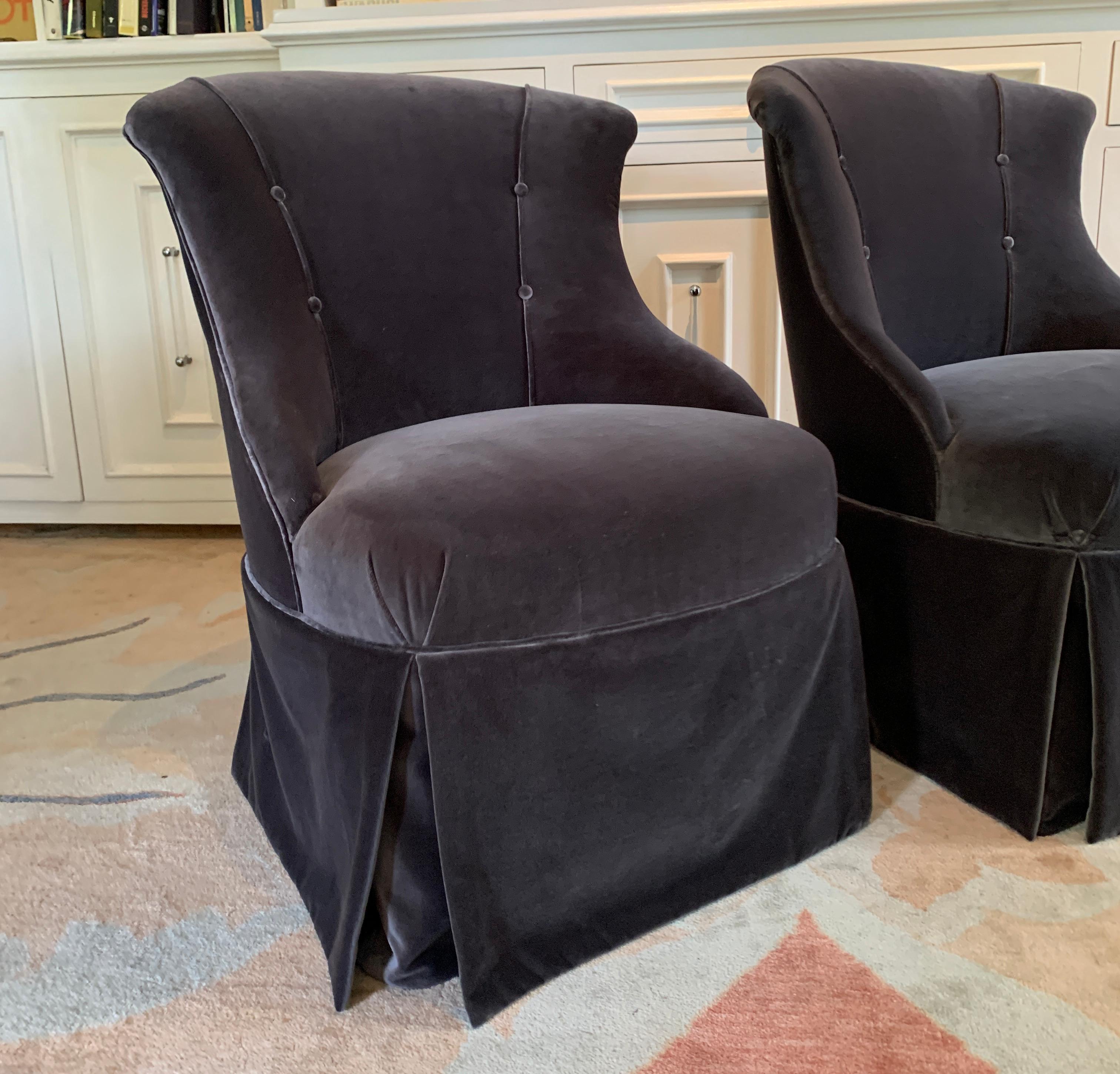 Pair of Deco Slipper Chairs Upholstered in Belgian Velvet 5
