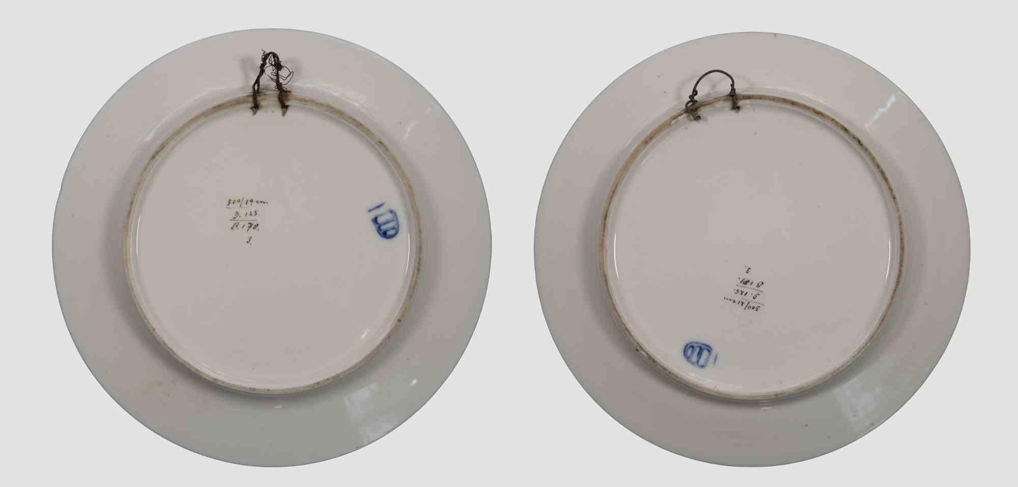 Pair of Decorated Plates, Early 20th Century In Good Condition For Sale In Roma, IT