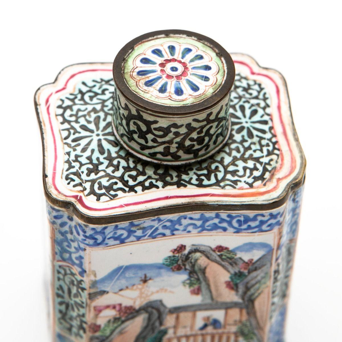 18th Century and Earlier Pair of decorative 18th Century Hand-Painted Canton Enamel Tea Caddies For Sale