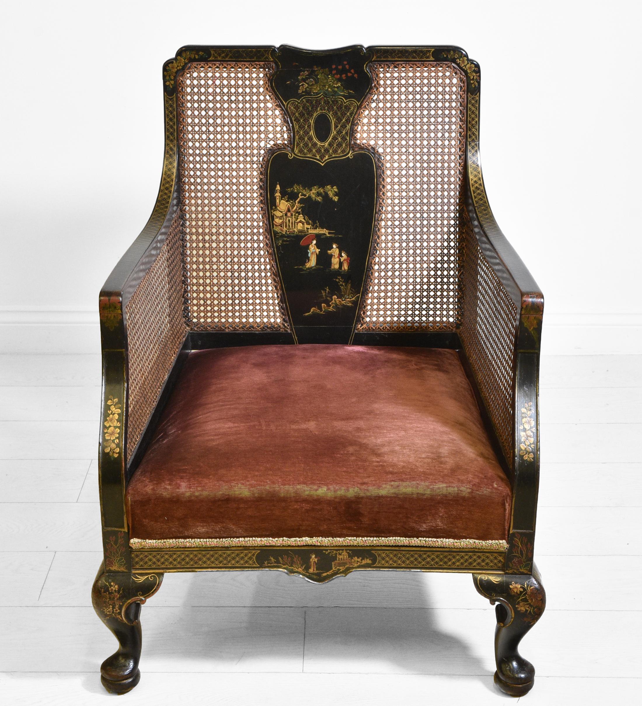20th Century Pair of Decorative 1920s Japanned & Gilt Chinoiserie Bergere Armchairs