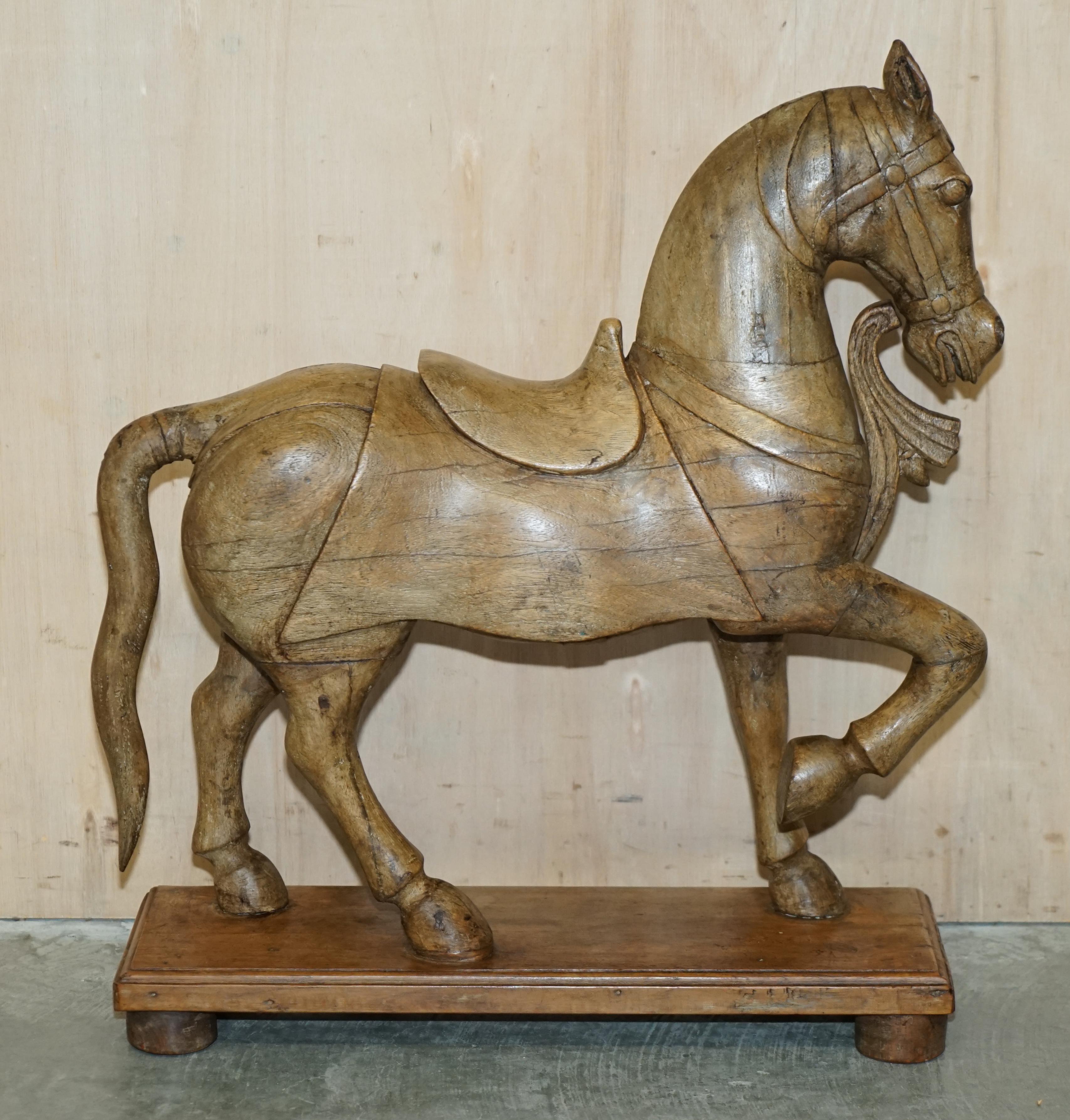 High Victorian Pair of Decorative Antique Hand Carved Wooden Statues of a Lovely Horses For Sale