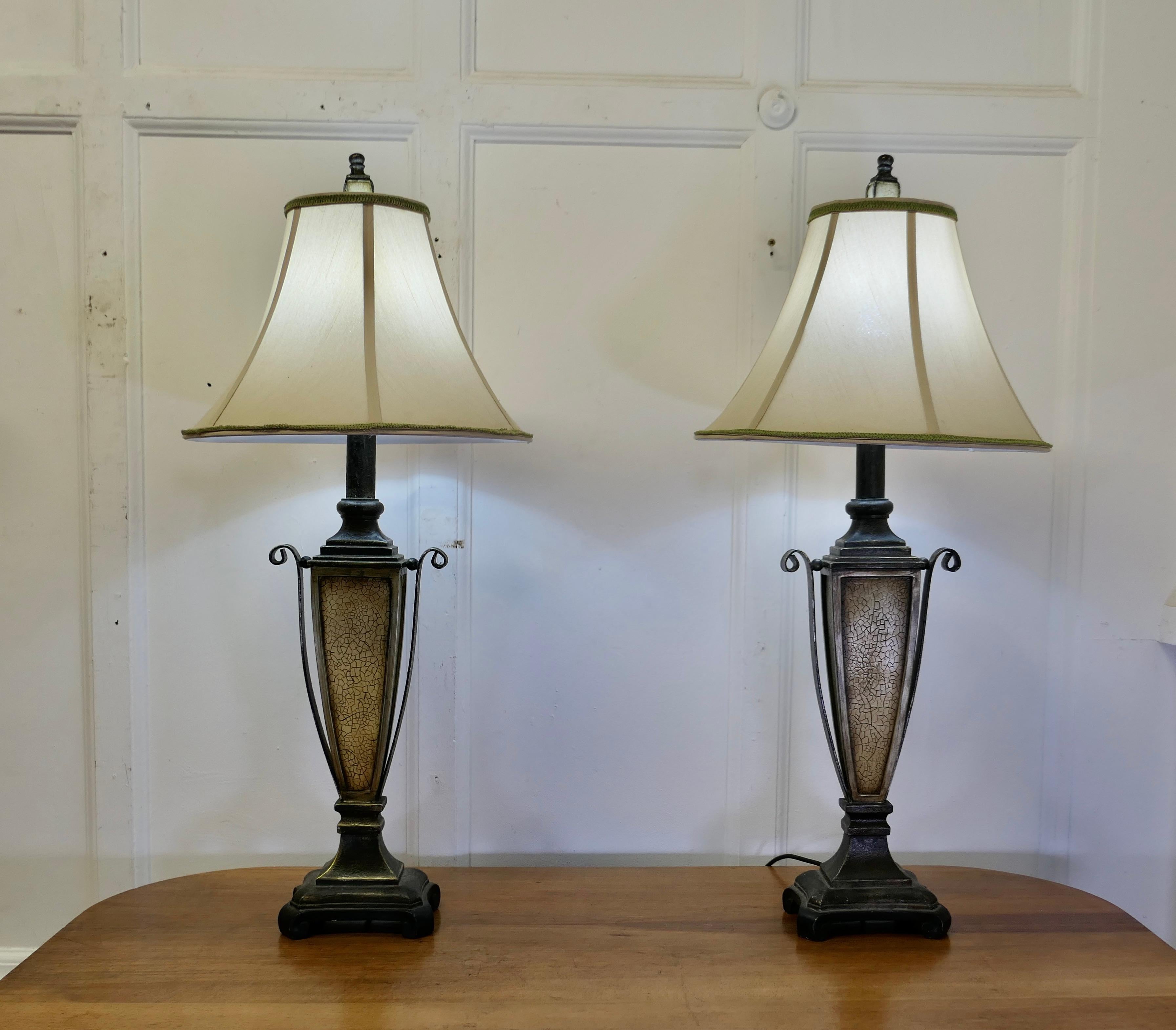 Pair of Decorative Art Deco Style Table Lamps   An exciting pair of lamp In Good Condition For Sale In Chillerton, Isle of Wight