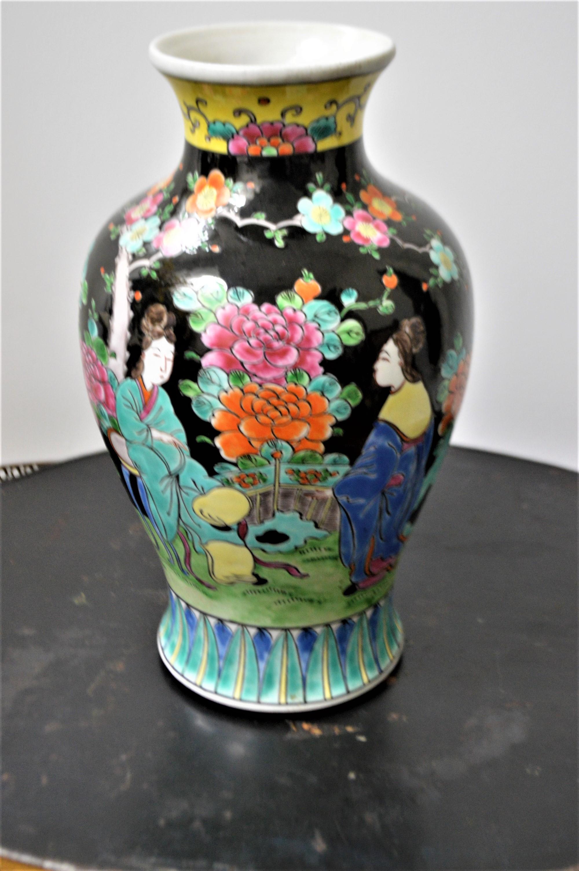 Pair of Decorative Black Japanese Hand Painted Glazed Porcelain Vases In Good Condition For Sale In Oakville, ON