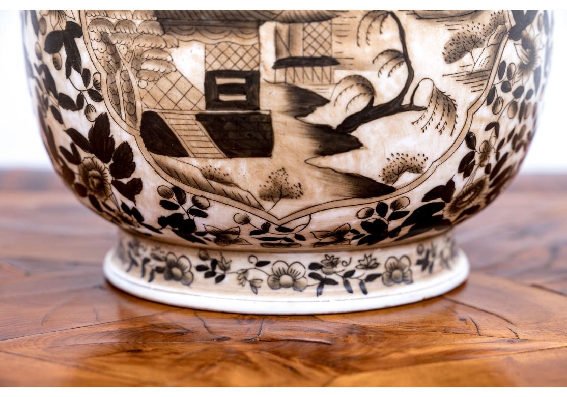 Pair Of Decorative Chinese Porcelain Cache Pots For Sale 1
