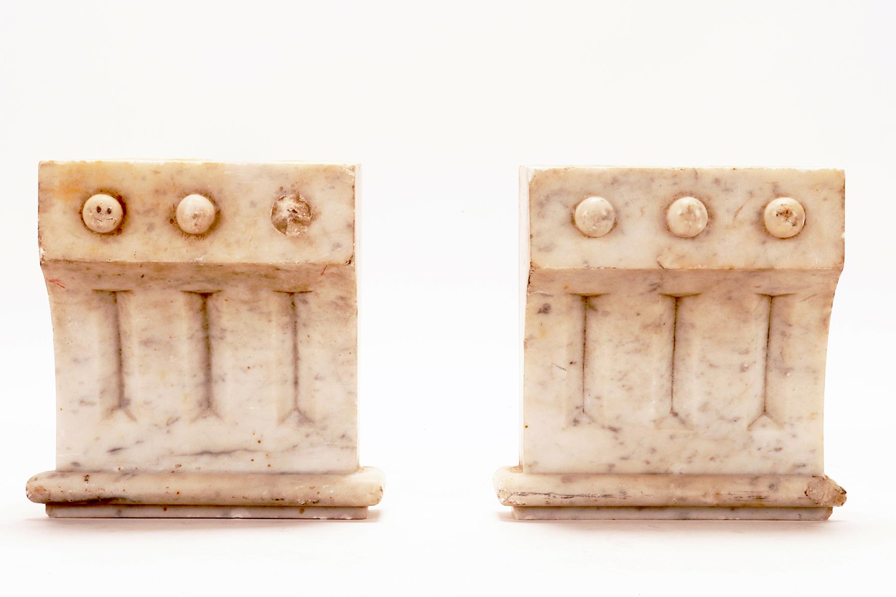 Italian Pair of decorative elements, white veined marble, Italy 1850. For Sale