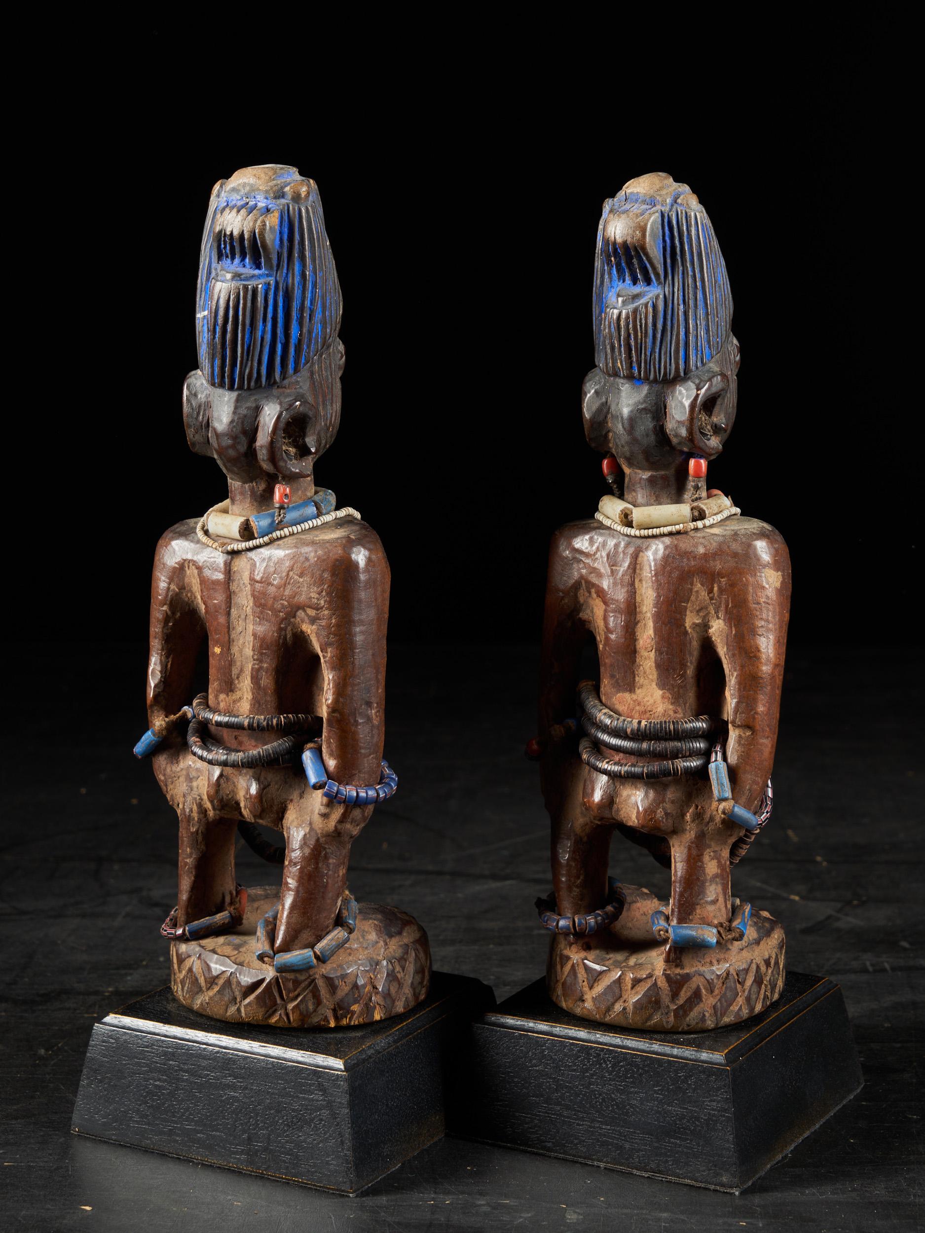 20th Century Pair of Decorative Figures ScuIptures Ibeji Twin Figures, Yoruba people Nigeria For Sale