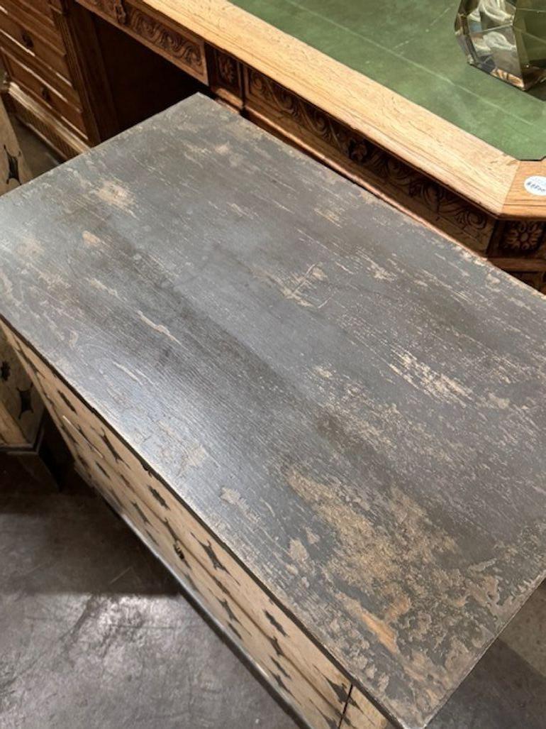 Wood Pair of Decorative German Neo-Classical Hand Painted Bedside Tables For Sale