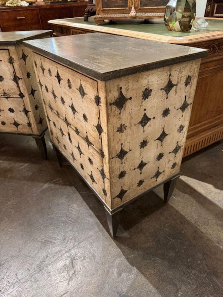 Pair of Decorative German Neo-Classical Hand Painted Bedside Tables For Sale 1