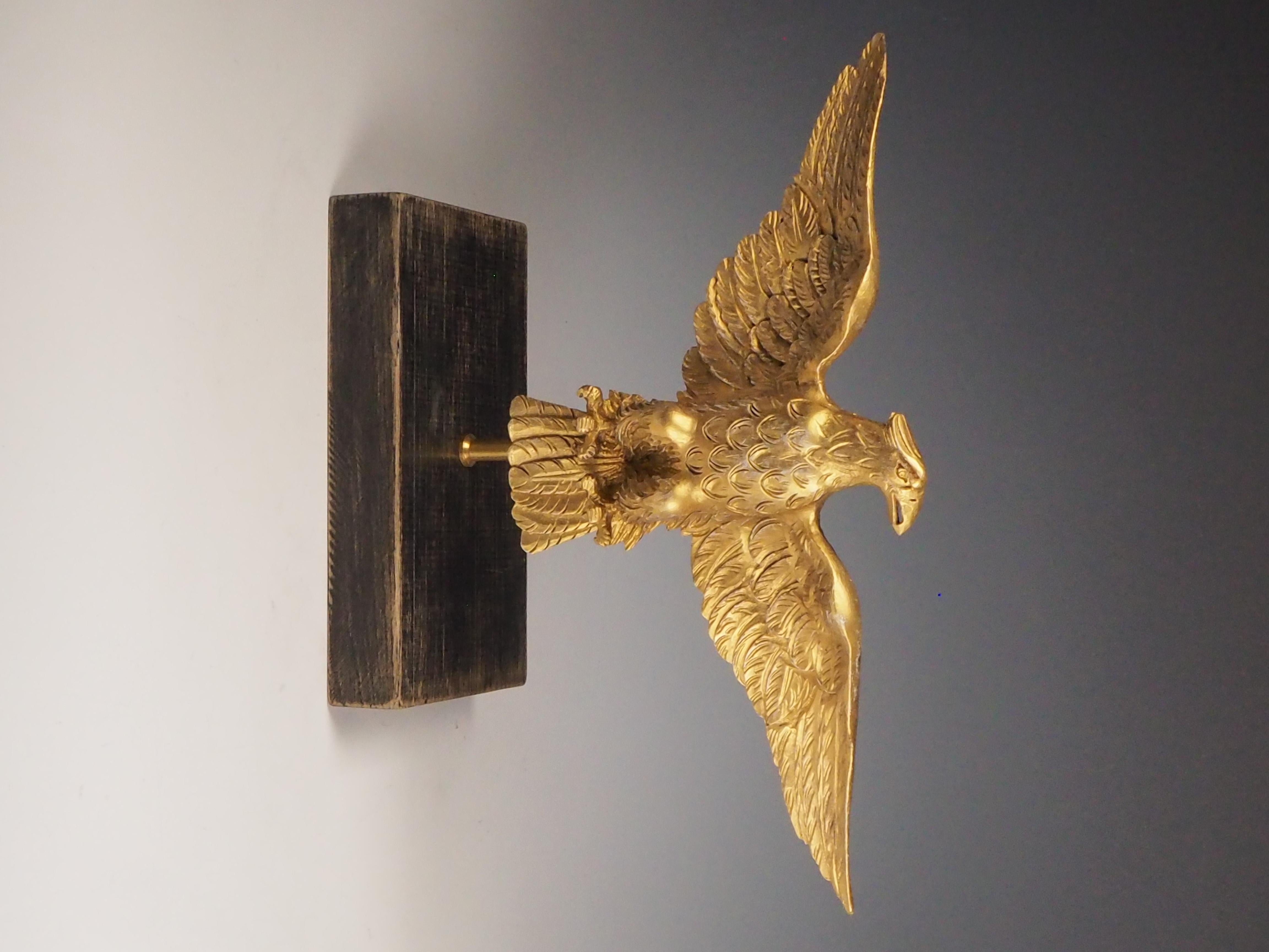 Pair of Decorative Gilt Eagle Stands – Home Interior Decor For Sale 1
