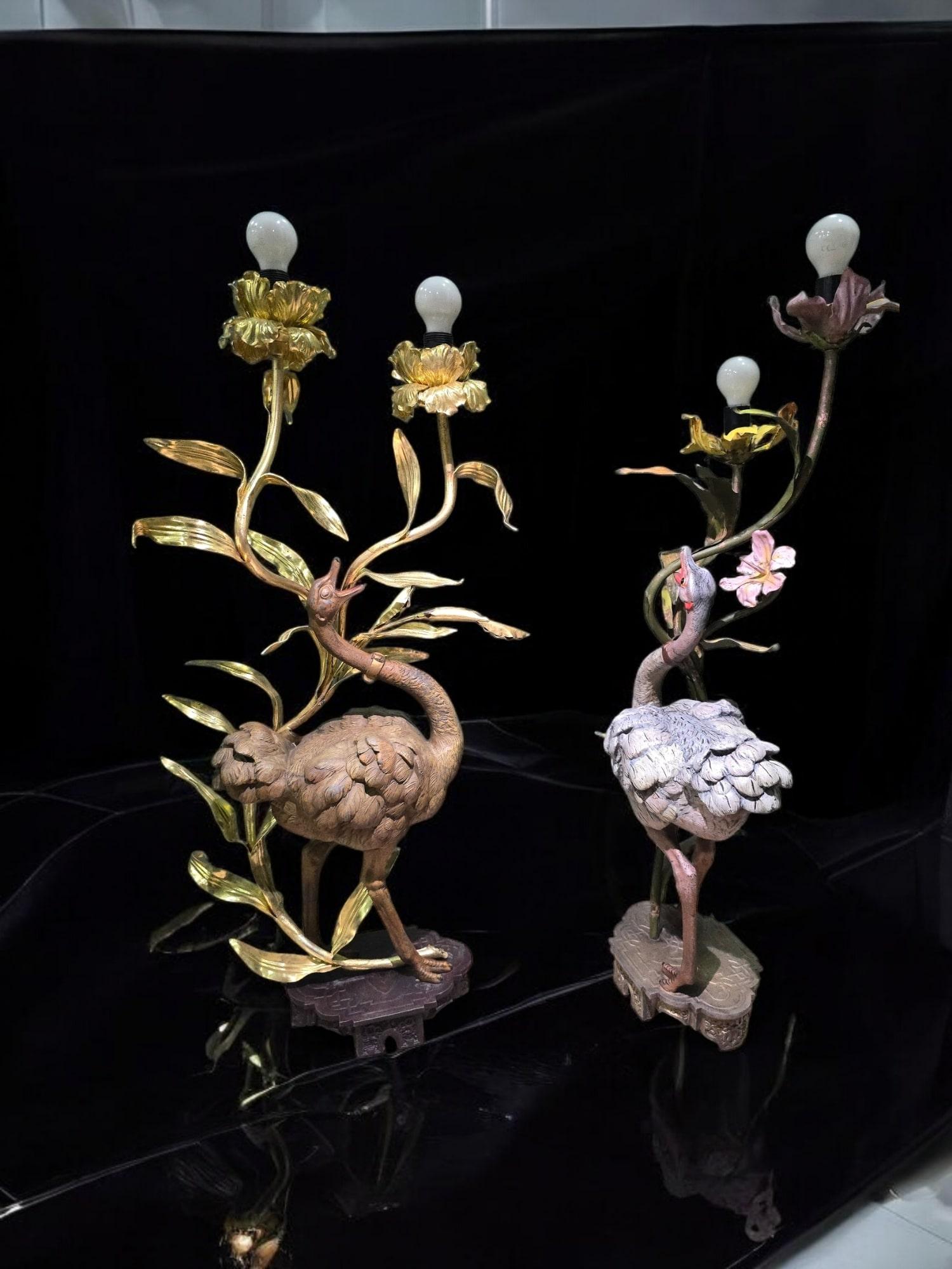 Coppia di lampade decorative a forma di struzzo - inizio 1900 in ottone dipinto a mano in vendita 6