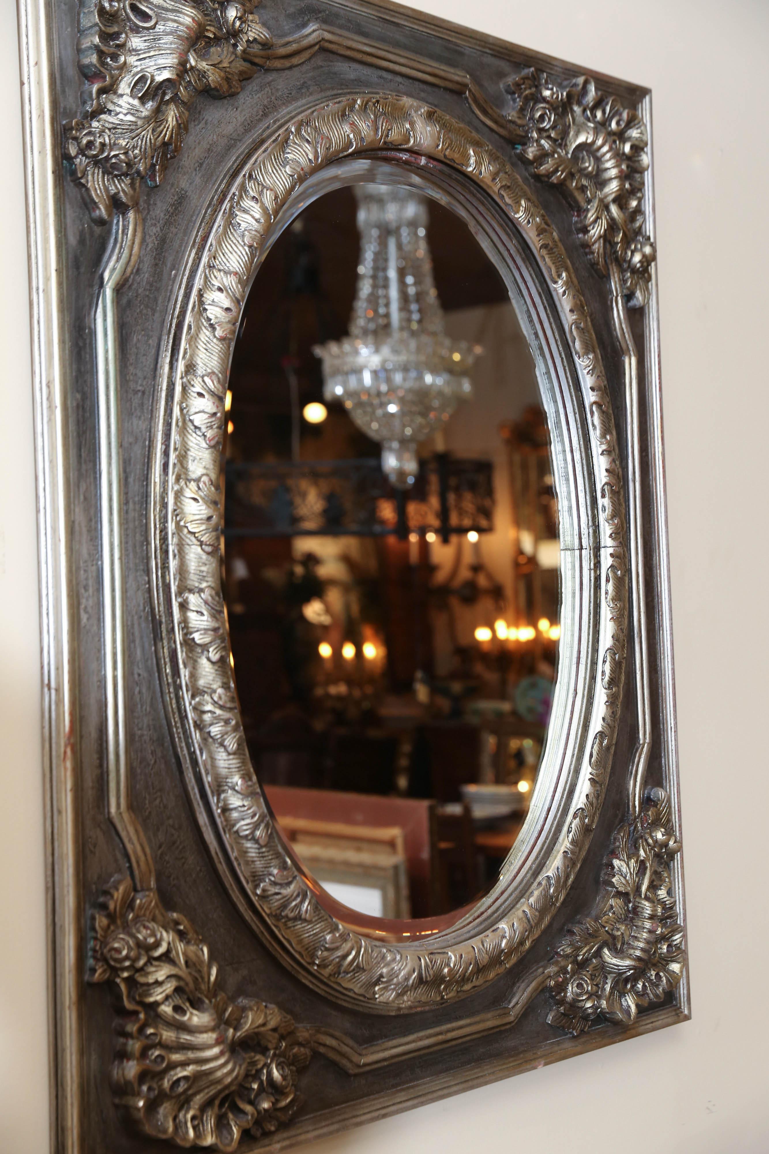  Pair of Painted and Silver Gilt frames  with  Oval Shaped mirrors In Good Condition In Houston, TX
