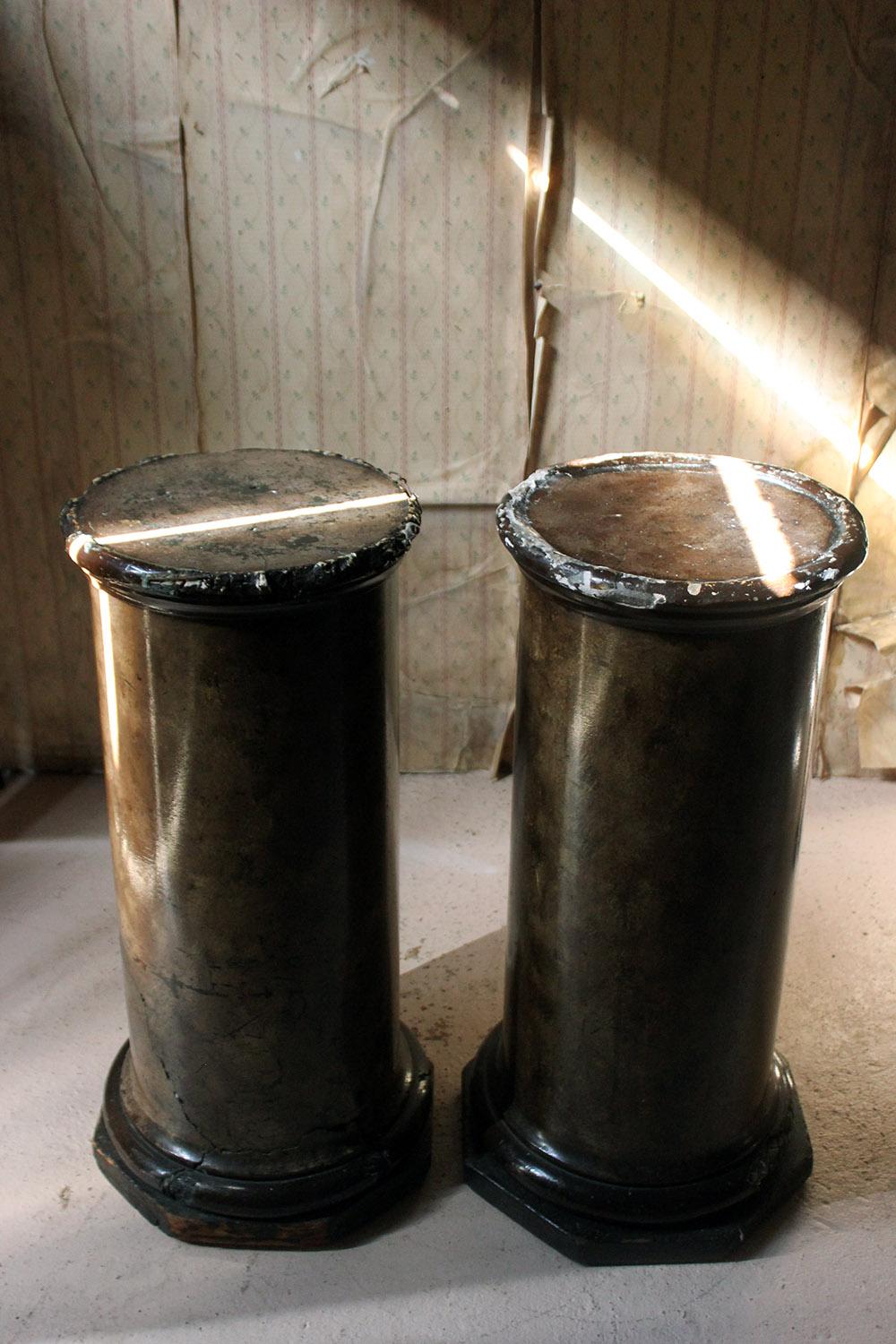 Pair of Decorative Painted Faux Marble Plaster Plinths/Pedestals, circa 1890 In Fair Condition In Bedford, Bedfordshire