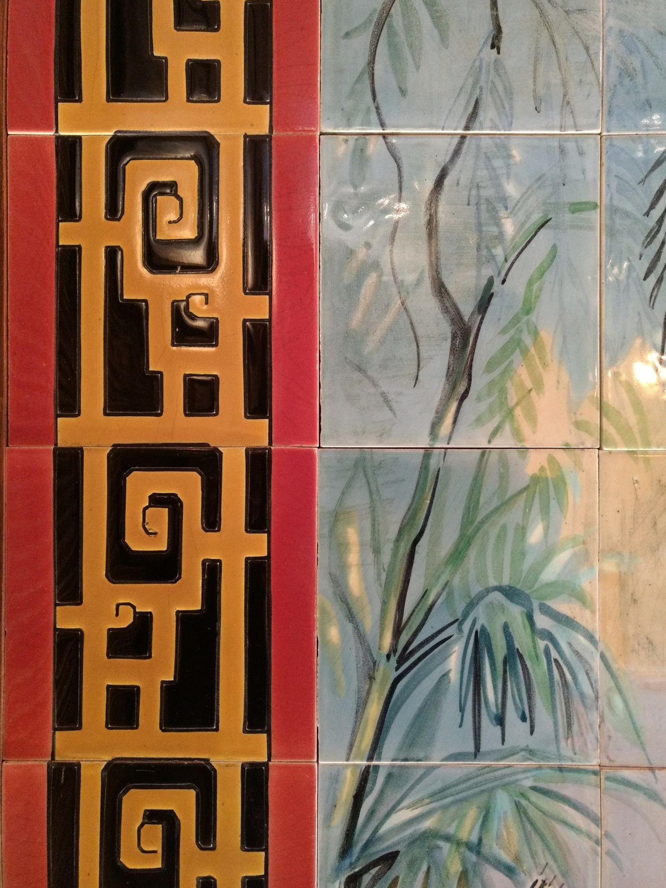 Belgian Pair of Decorative Panels with Japanese Decoration, Helman, Belgium, circa 1900 For Sale