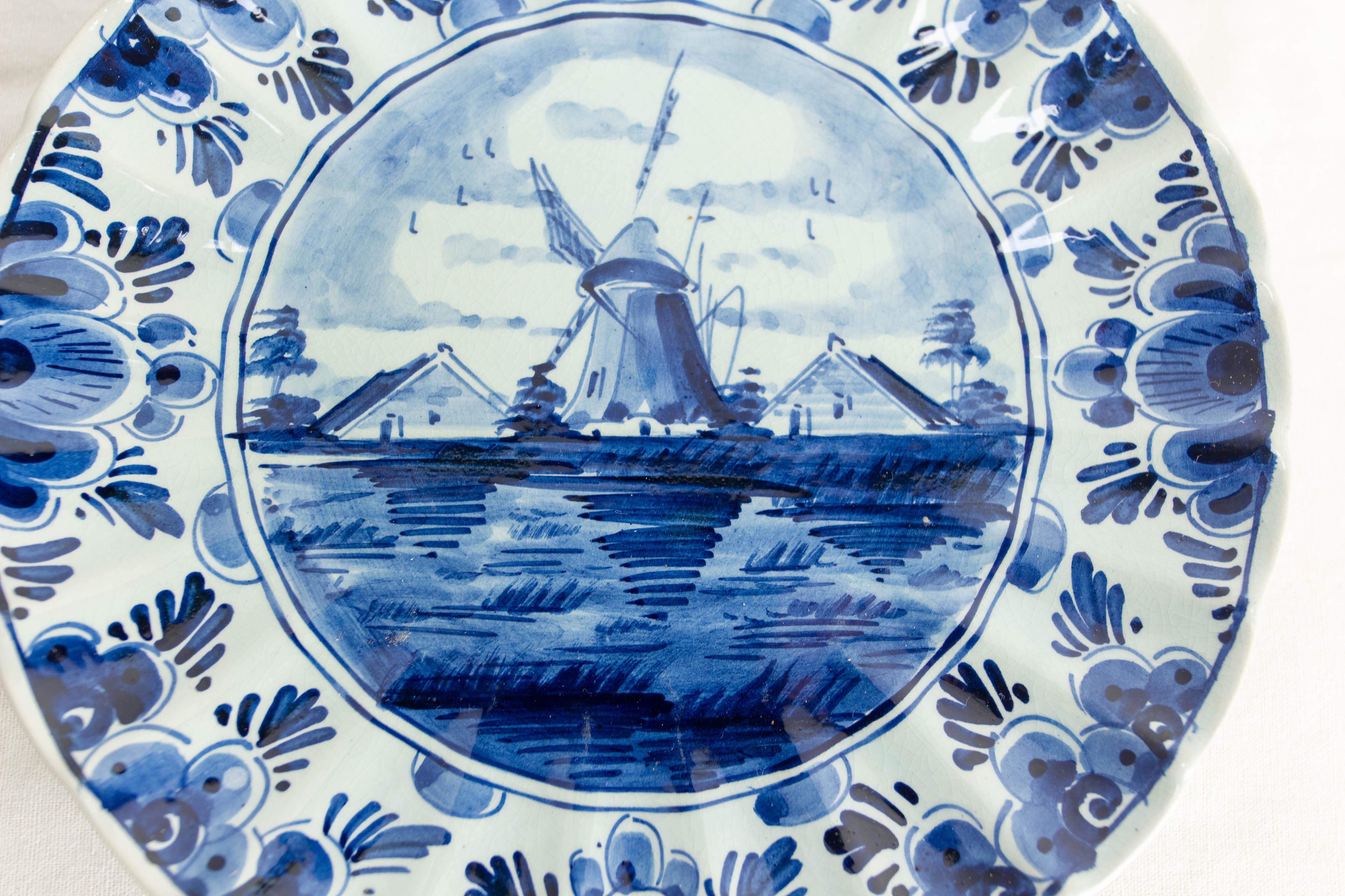 Pareja de Placas Decorativas de Pared con Molinos de Viento, Países Bajos circa 1960 en Bueno estado para la venta en Labrit, Landes
