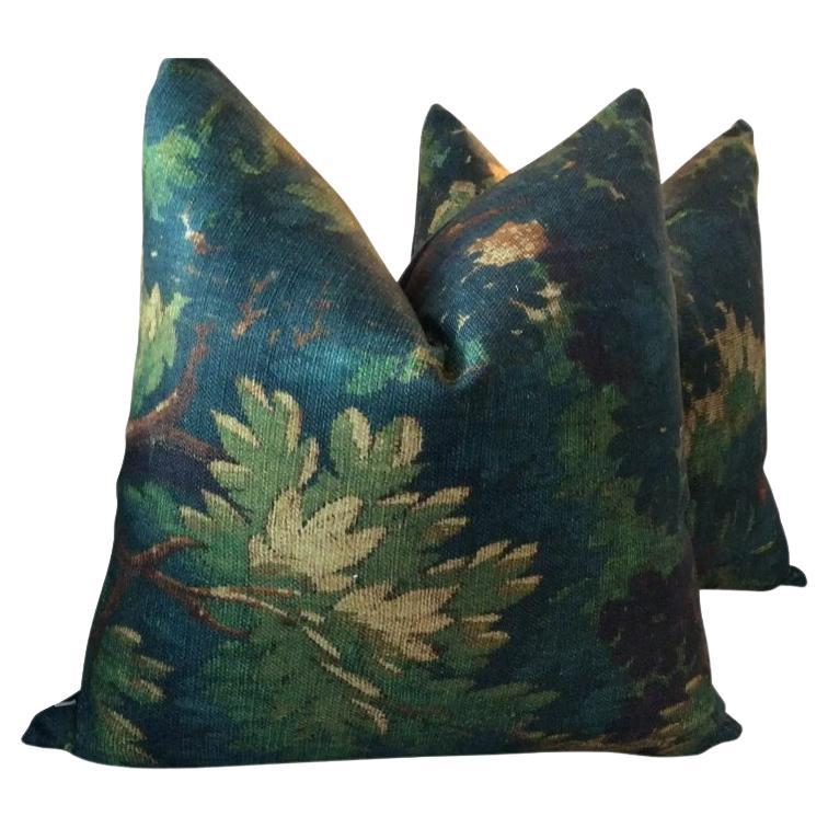 Coppia di cuscini Dedar Schwarzwald in Verdure con imbottitura in piuma da 22 pollici