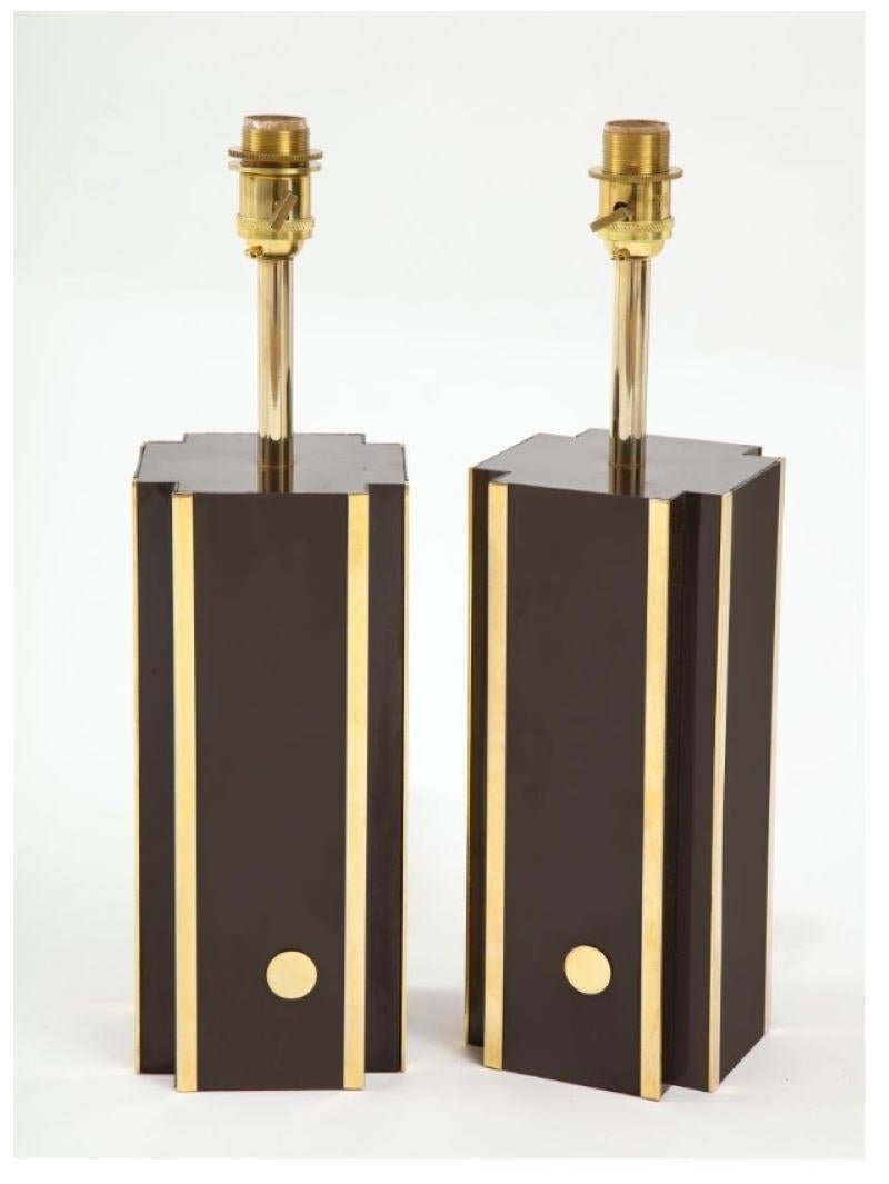 Pair of Deep Brown Laminate Table Lamps with Brass Accents, French 1970s For Sale 2