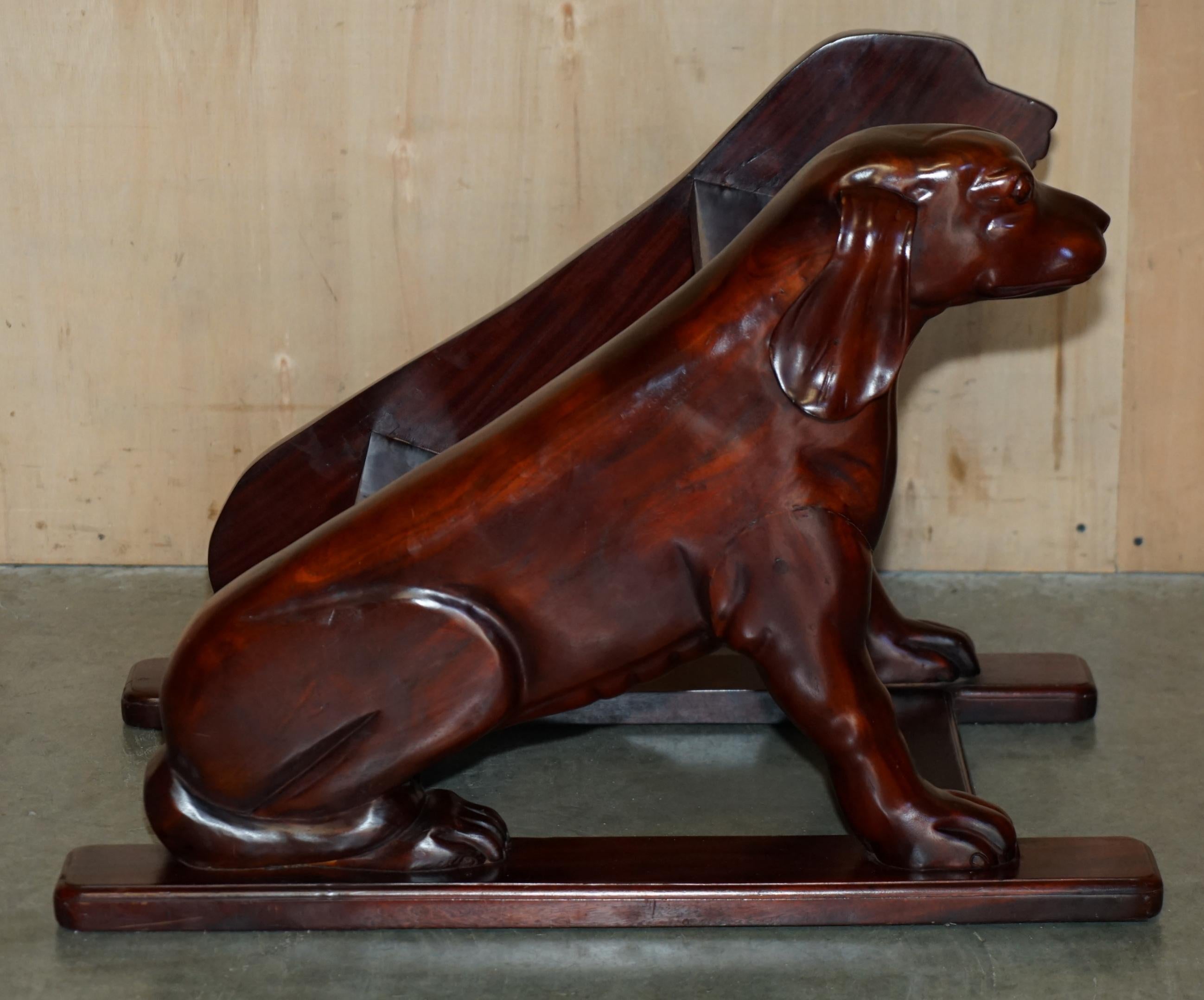 COPPIA DI SCALE DA BIBLIOTECA IN LEGNO DURO CON CANI INCISI ORNATAMENTE AI LATI in vendita 7