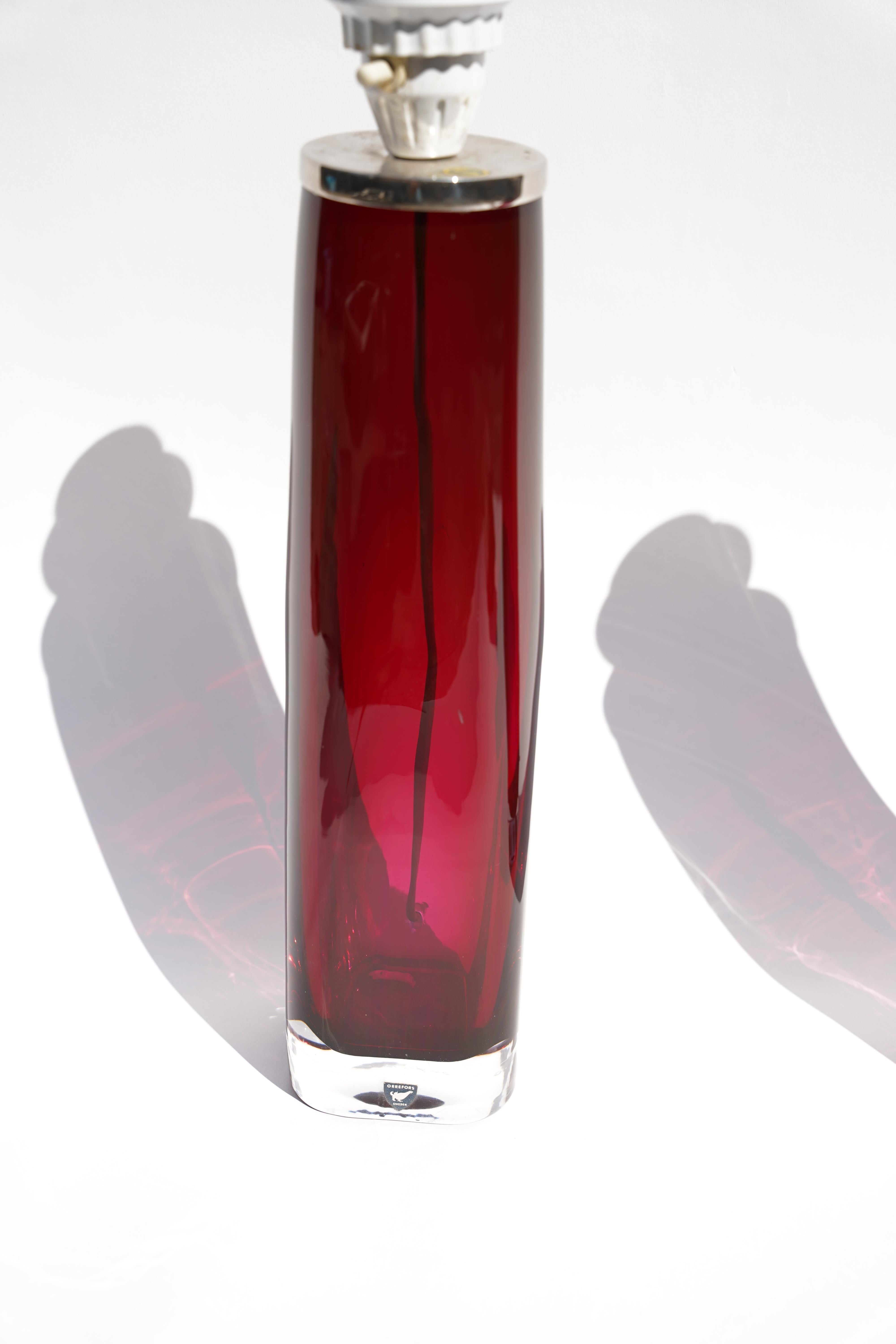 Pair of deep pink Orrefors Lamps Design by Carl Fagerlund Orrefors, Sweden, 1970 For Sale 2