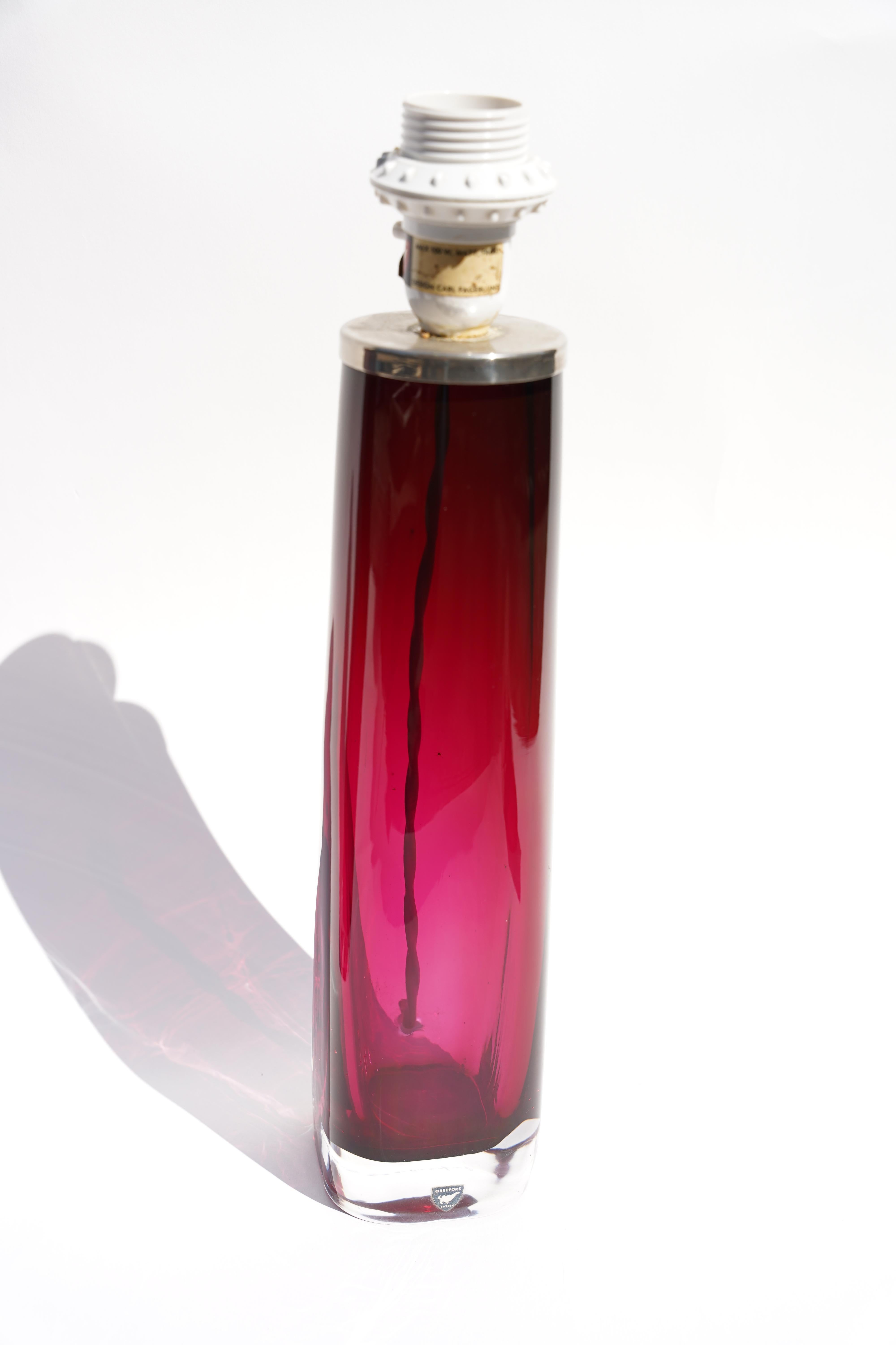Pair of deep pink Orrefors Lamps Design by Carl Fagerlund Orrefors, Sweden, 1970 For Sale 1