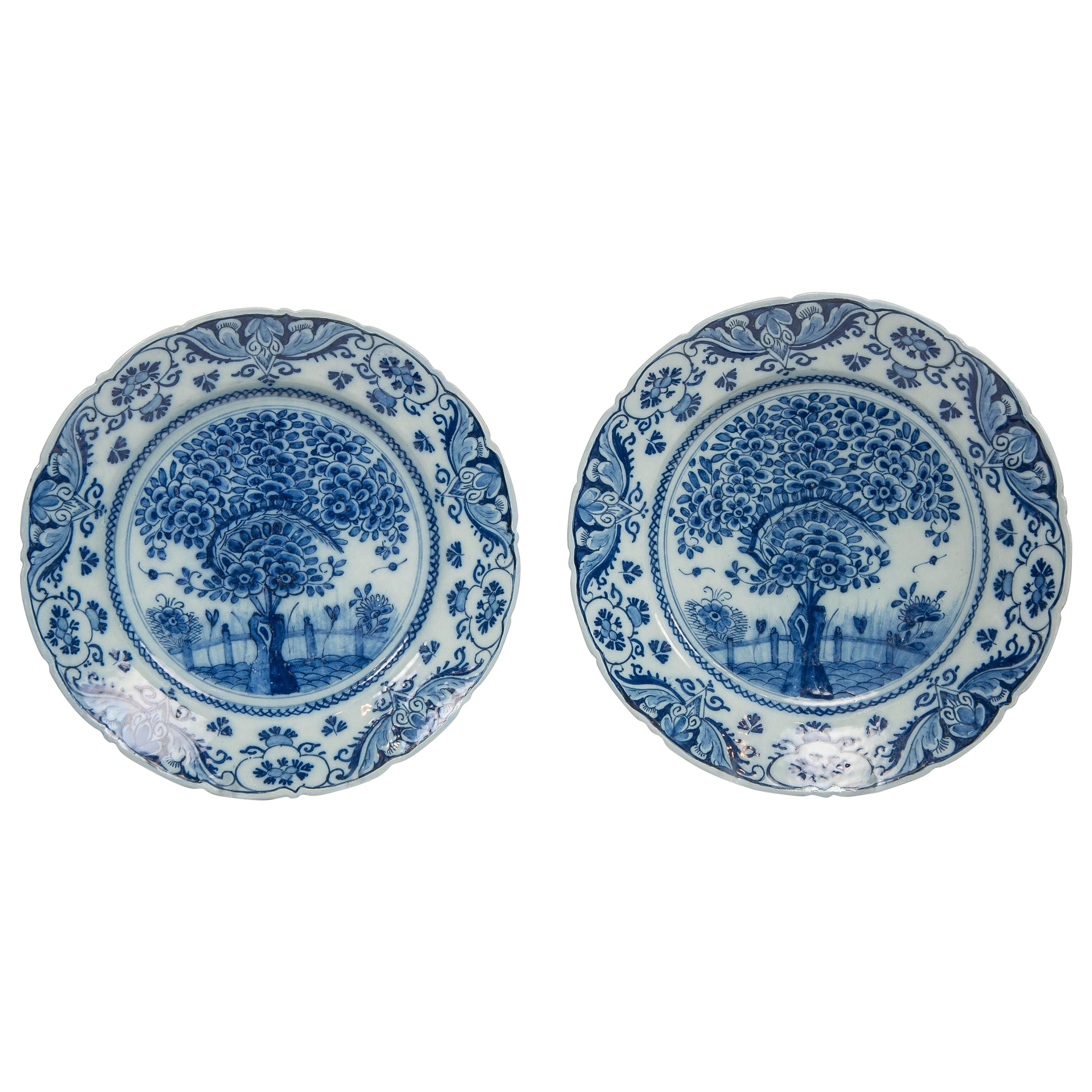Pair of Delft Blue and White Chargers in the Theeboom Pattern Made circa 1770