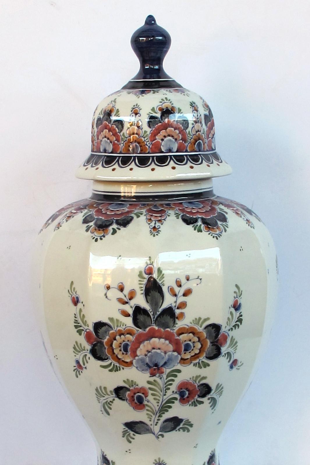 Pair of Delft Hand Painted Covered Jars Signed by the Artist P. Verhoeve In Good Condition In San Francisco, CA