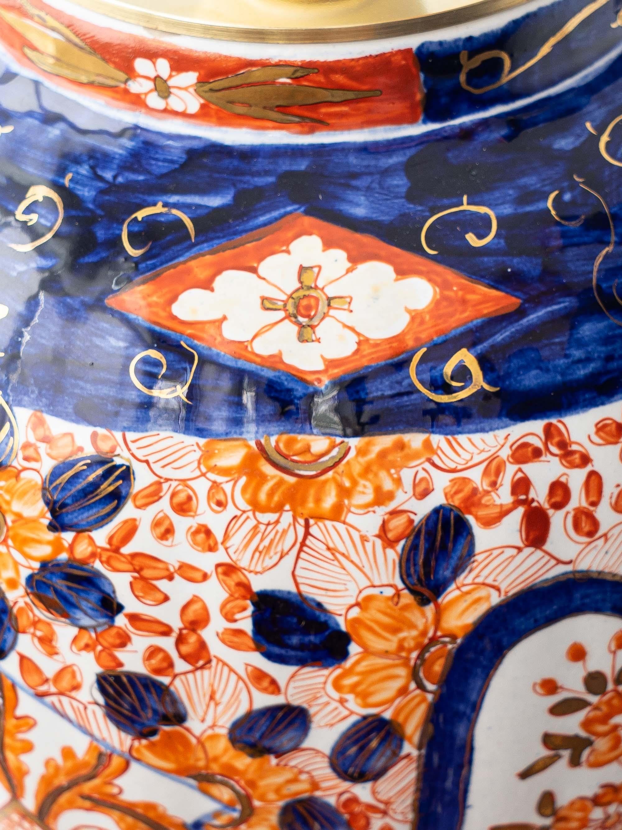 Paire de lampes de table Delft Imari de Jaap Heinen avec abat-jour en impression de blocs japonais en vente 6