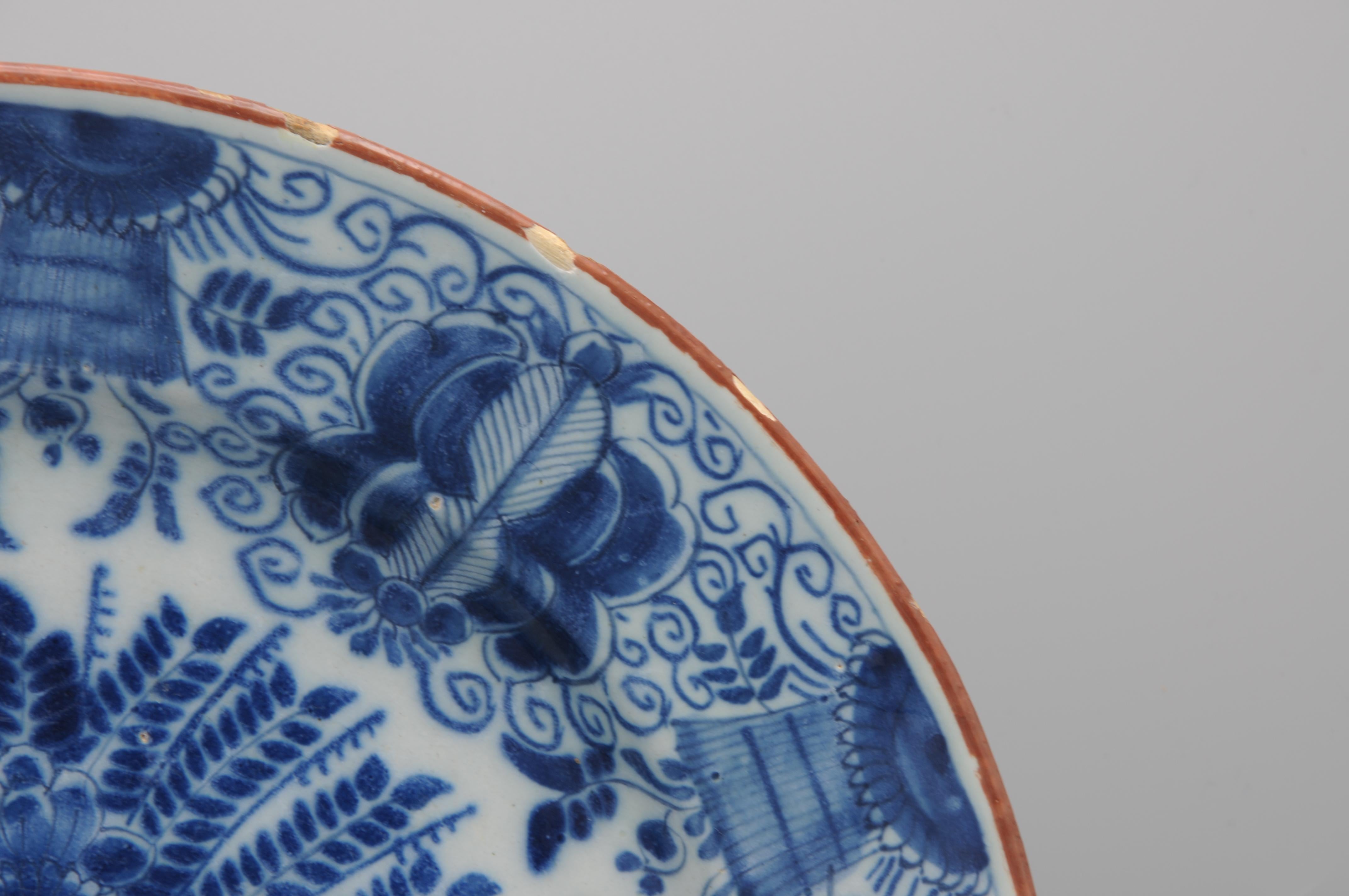 Paire de chargeurs 'Peacock' de Delft par 'De Metale Pot', Pieter Paree - 18ème siècle en vente 2