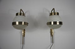 Coppia di lampade da parete Delta di Sergio Mazza per Artemide, Italia, anni '60