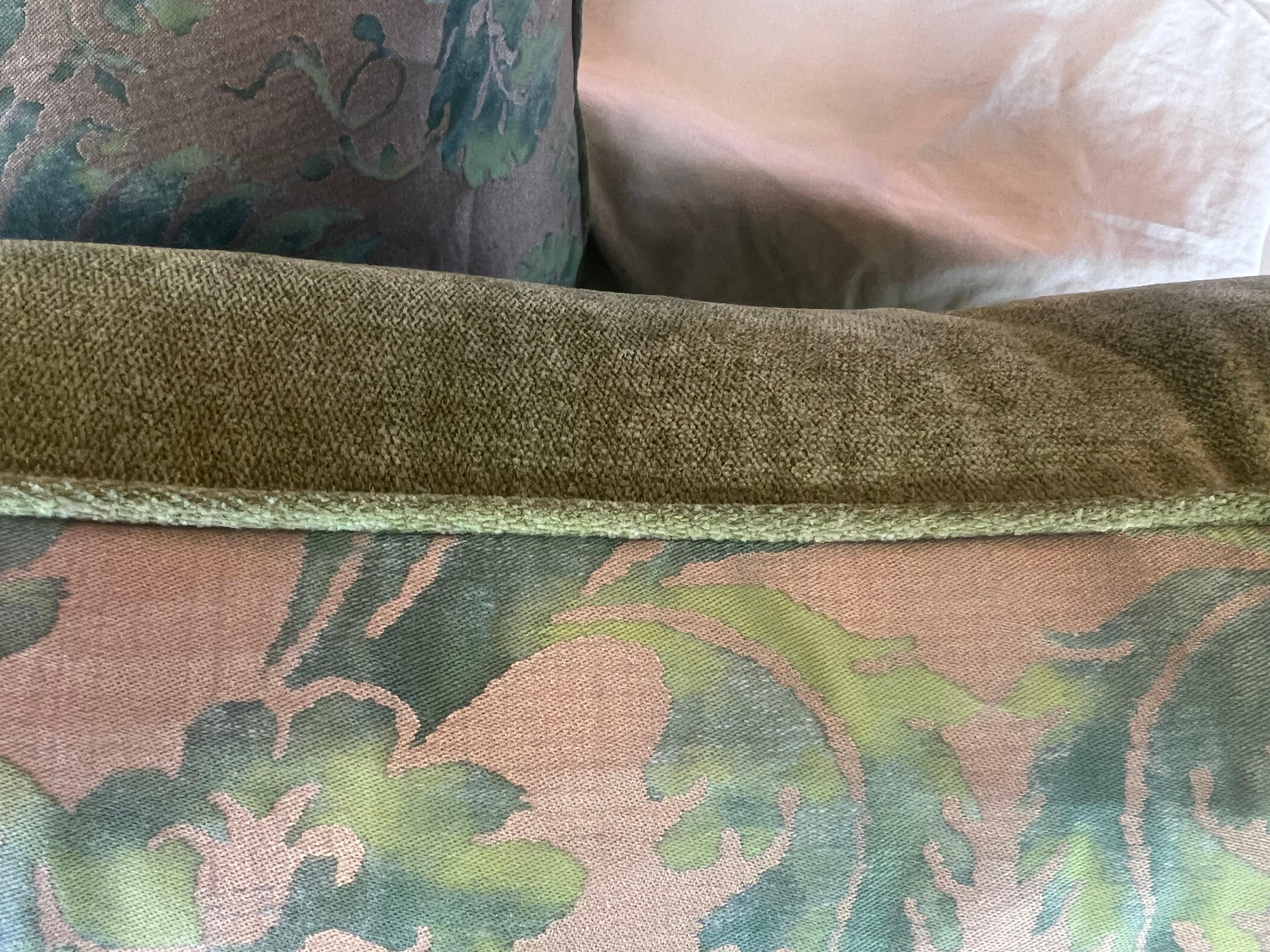 Baroque Pair of DeMedici Patterned Fortuny Pillows For Sale