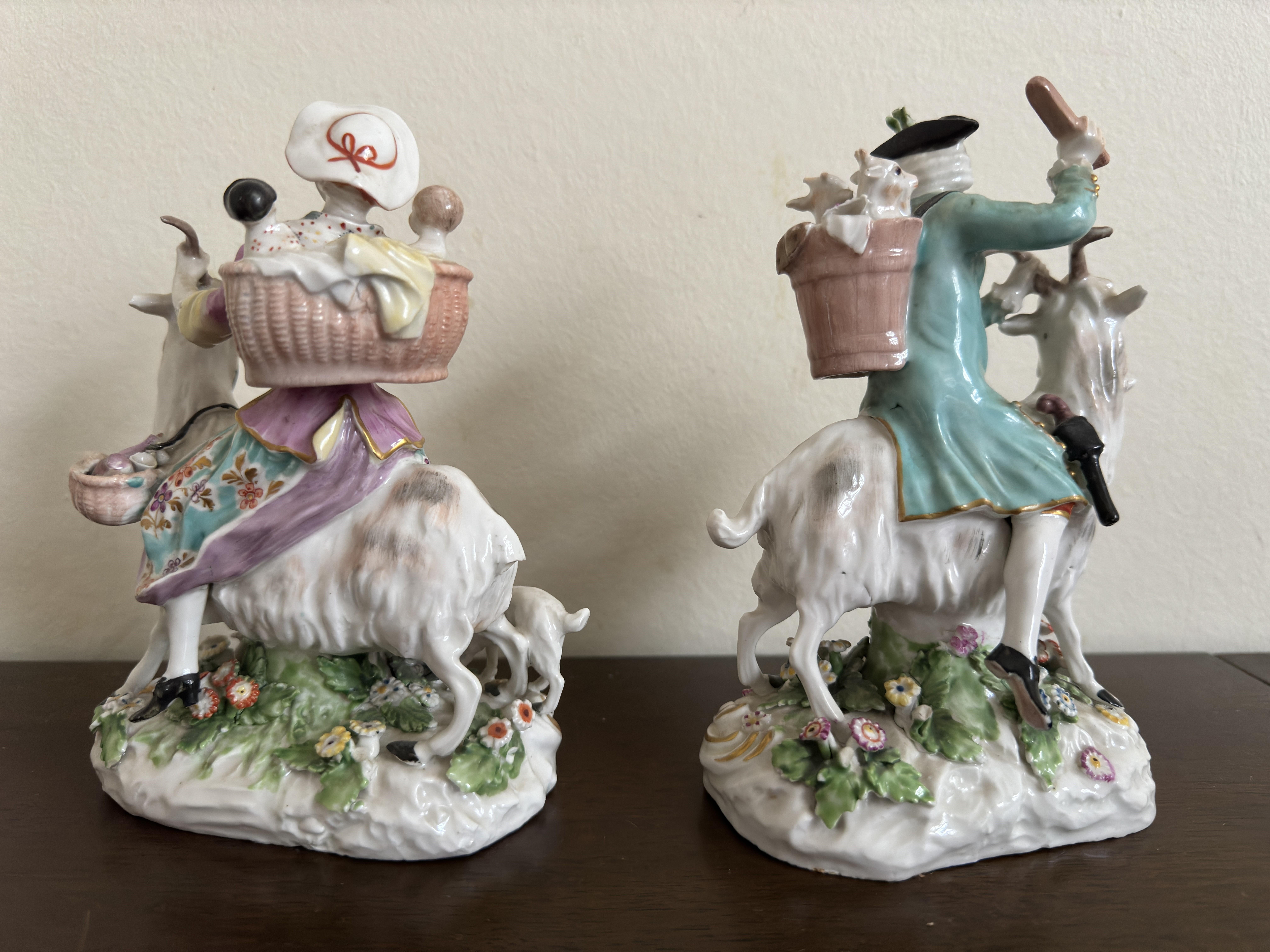 Pair of Derby Figures ' Welch Tailor and his Wife on Goats' circa 1800 In Good Condition For Sale In Maidstone, GB