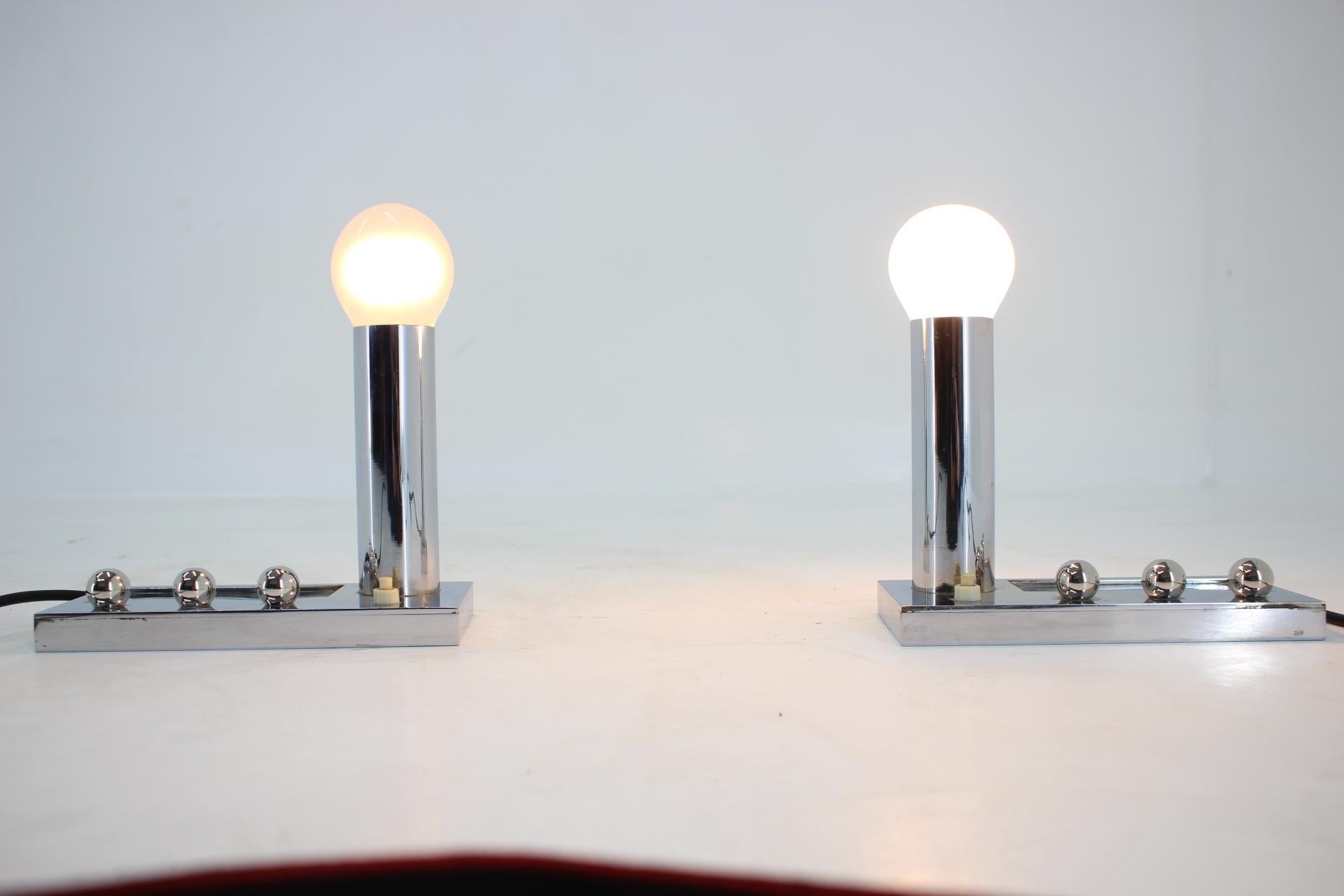 Pair of Design Chrome Bauhaus Table Lamps, 1930s For Sale 1