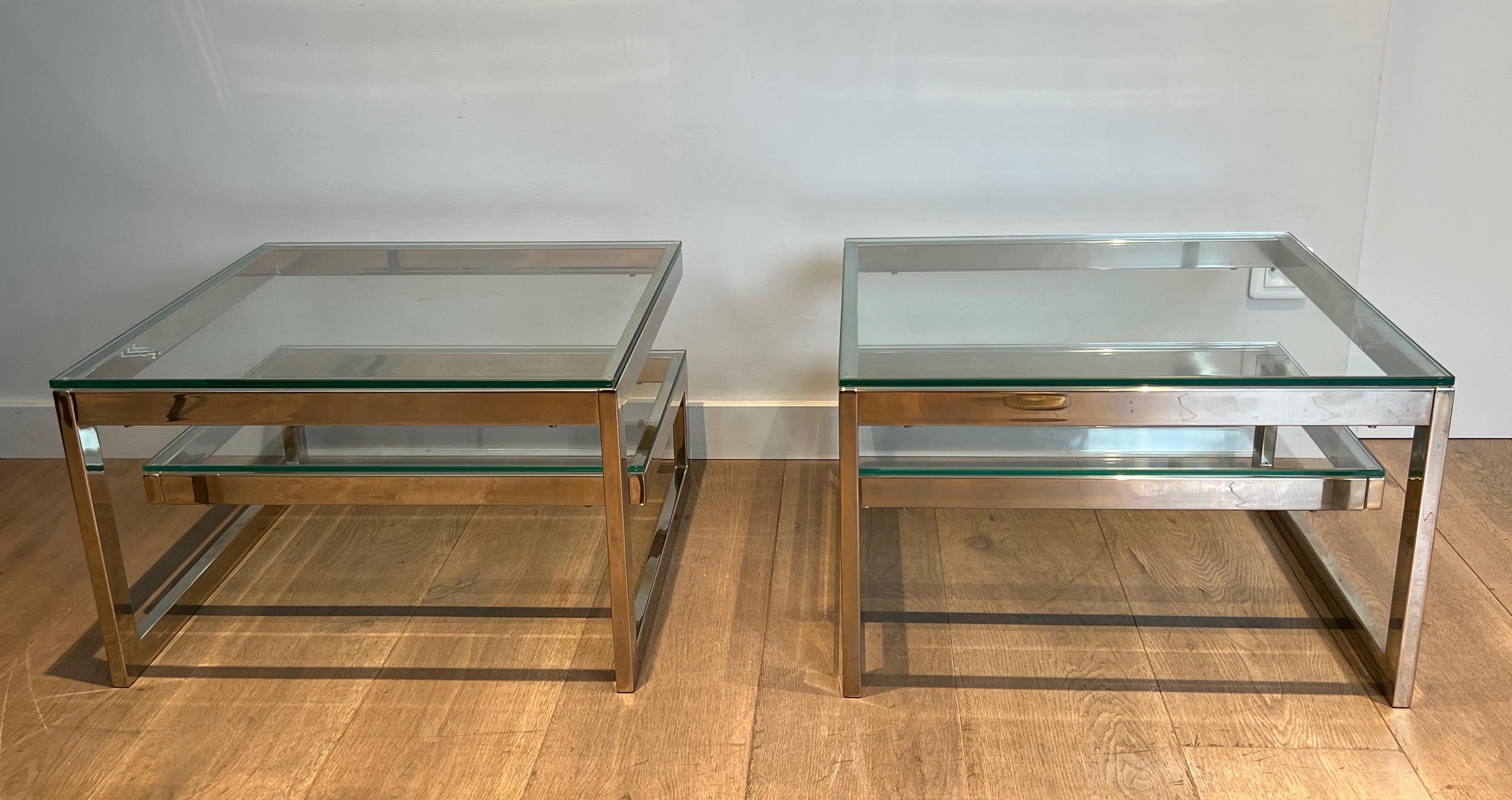 Paire de tables d'appoint chromées de design en vente 11