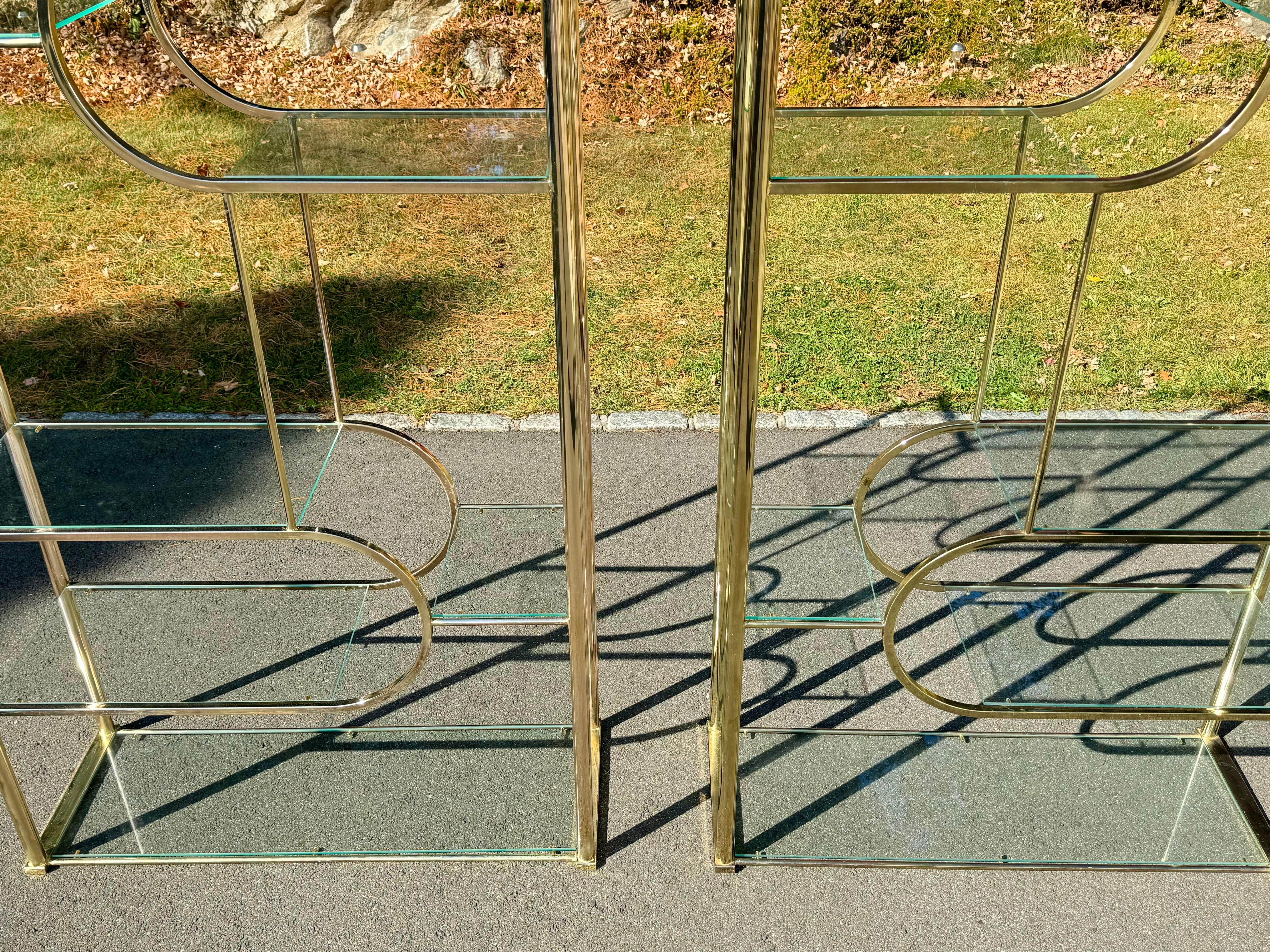 Coppia di cassettoni in ottone del Design Institute of America in vendita 6