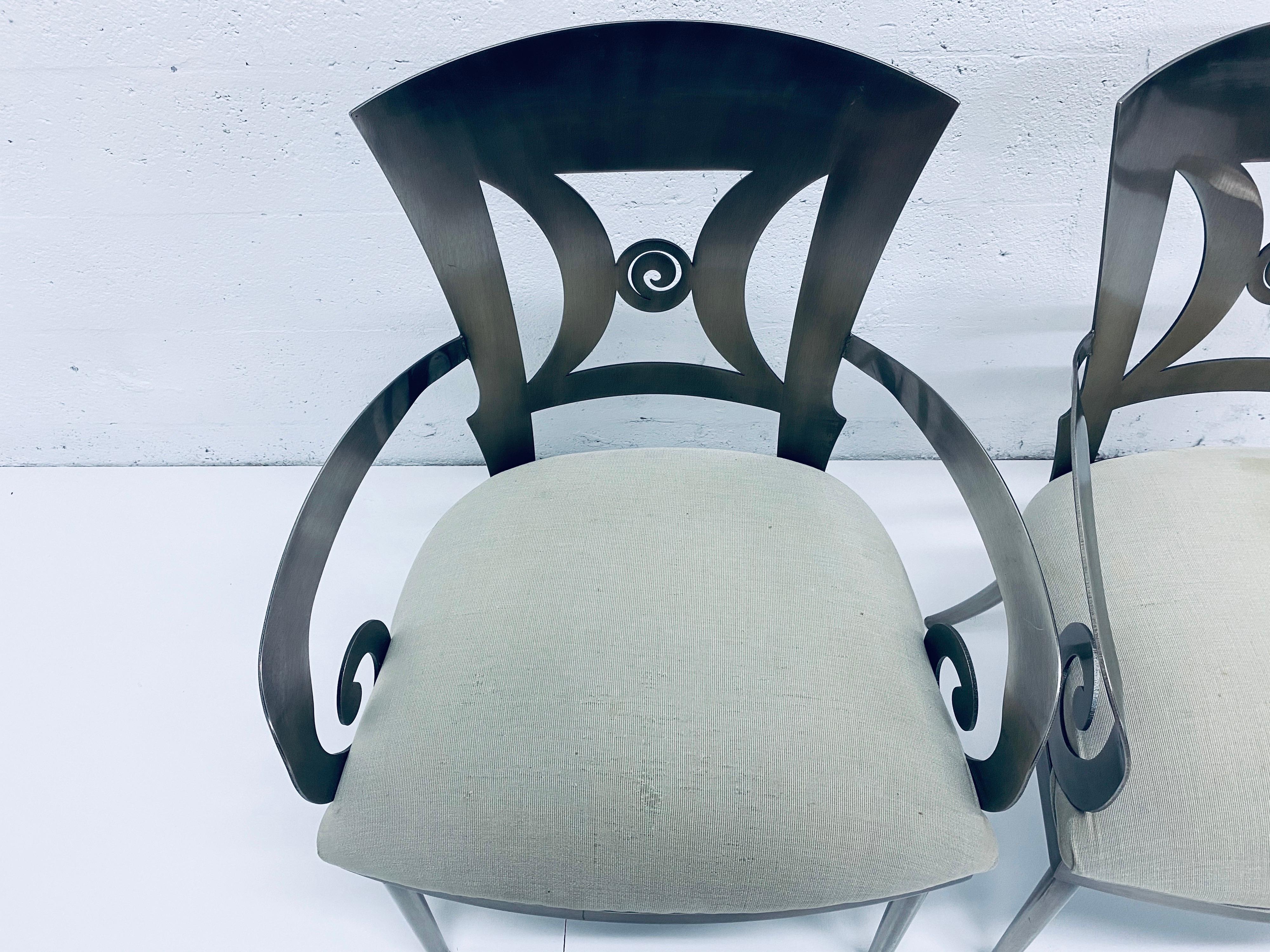 Américain Paire de chaises de salle à manger ou d'appoint Design Institute of America DIA en vente