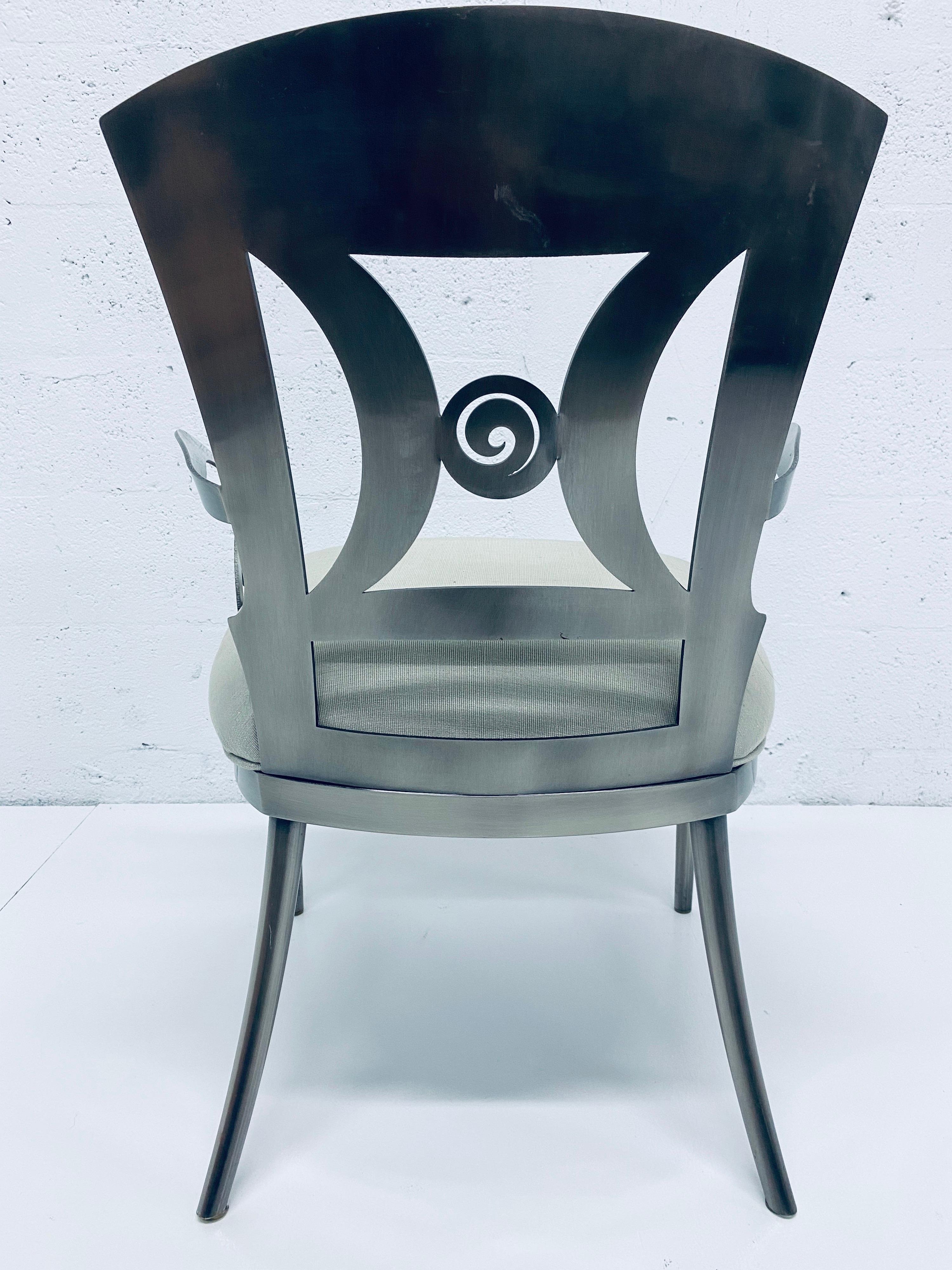 Coppia di sedie da pranzo o da salotto DIA del Design Institute of America in vendita 1