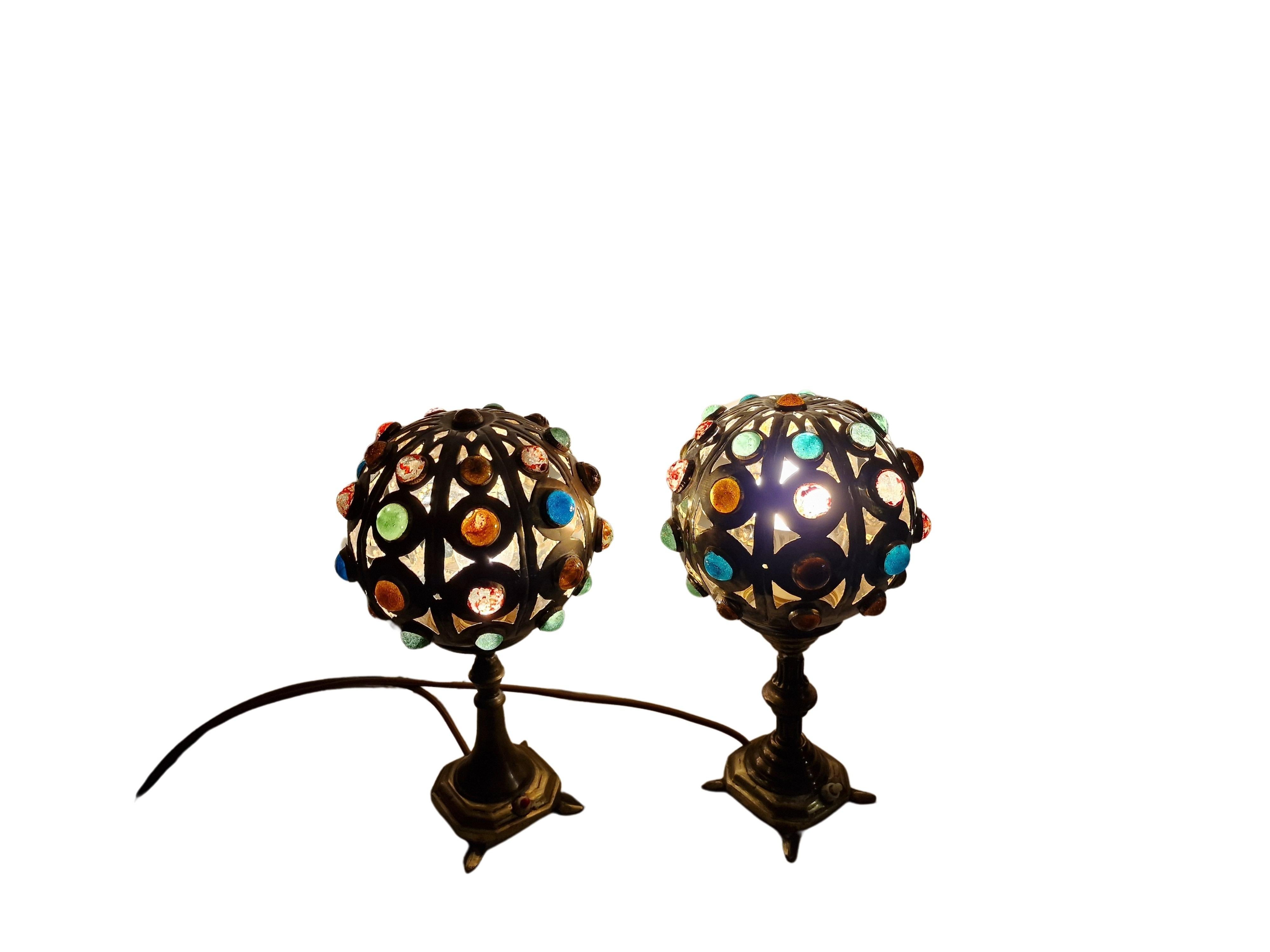 Paire de lampes de table design, style oriental en pierres précieuses, laiton, milieu du siècle, Italie Bon état - En vente à Wien, AT