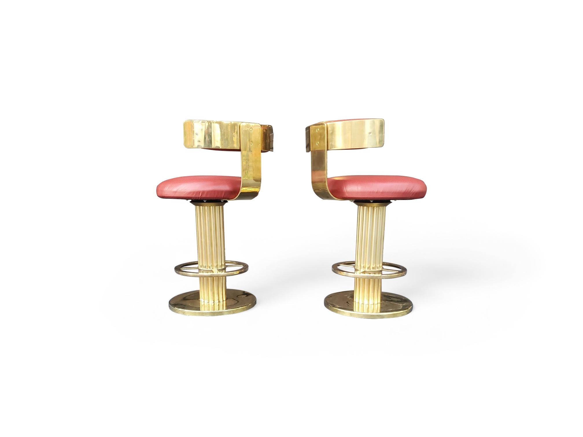 20th Century Pair of Designs for Leisure Fluted Column Leather Upholstered Swivel Bar Stools For Sale